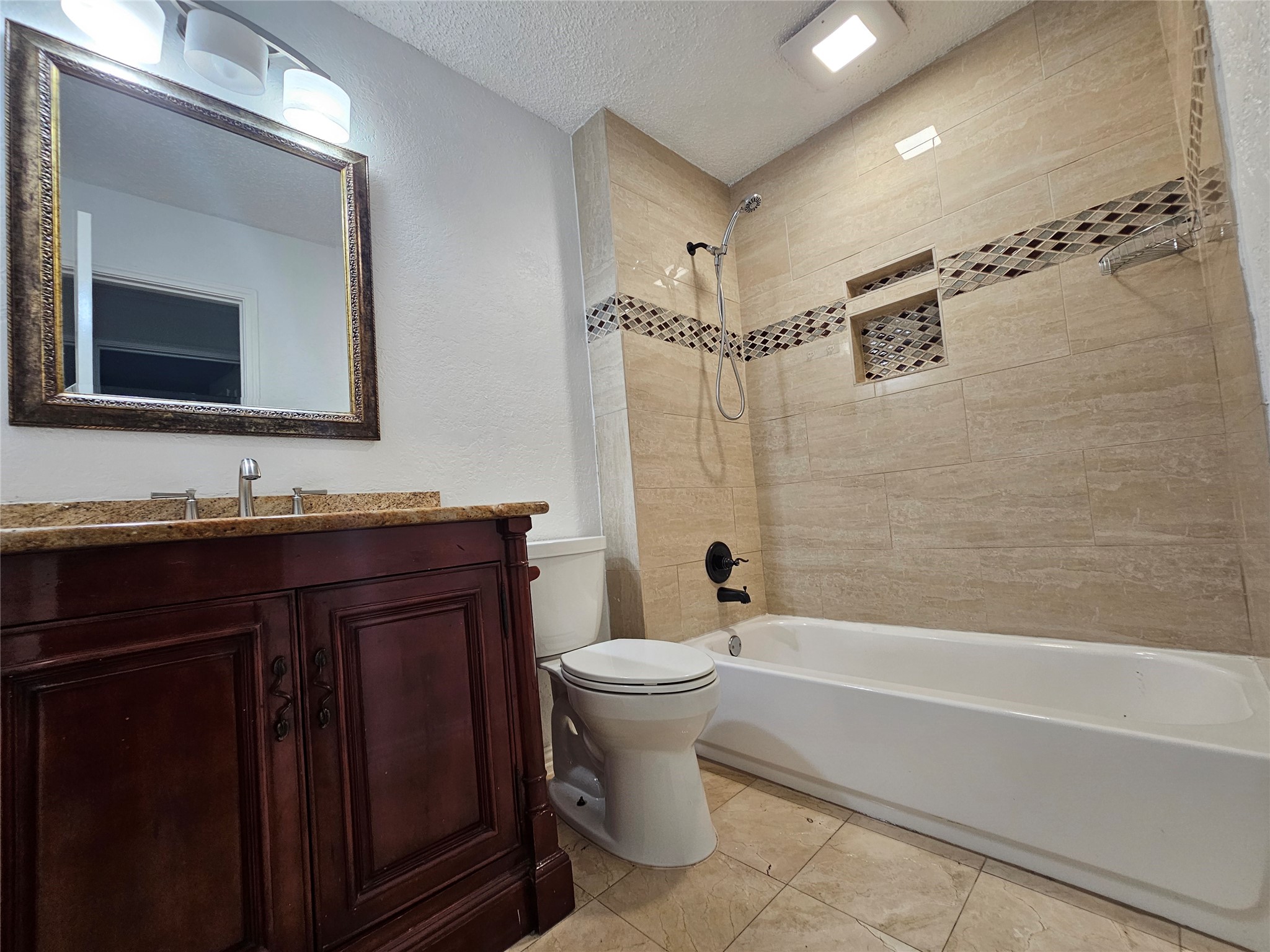 2715 Ashington Drive Property Photo 25