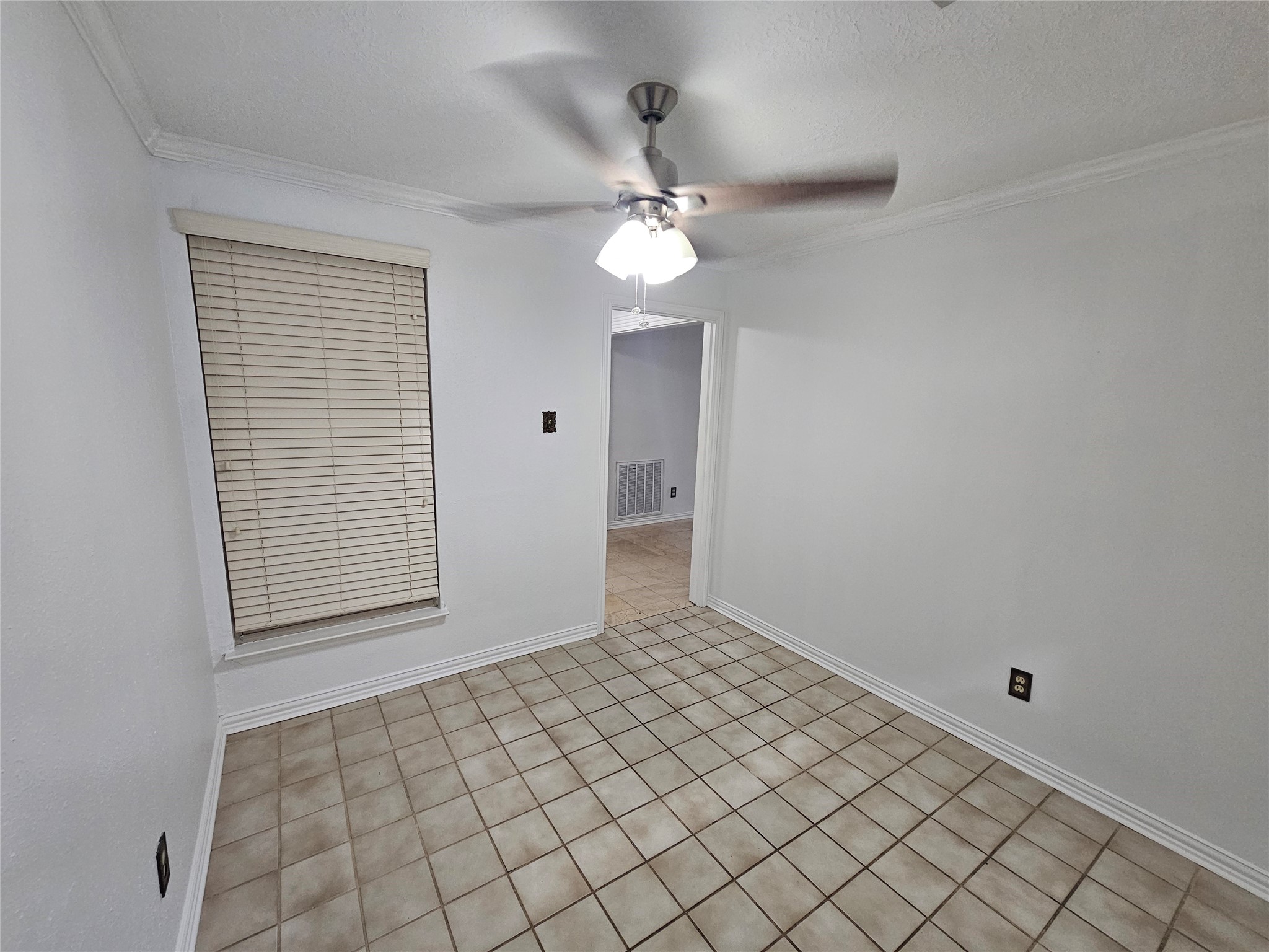 2715 Ashington Drive Property Photo 27