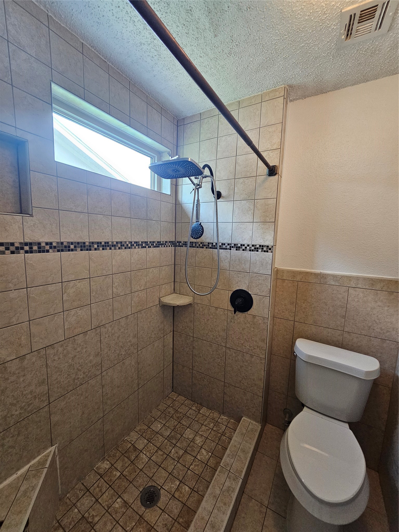 2715 Ashington Drive Property Photo 35
