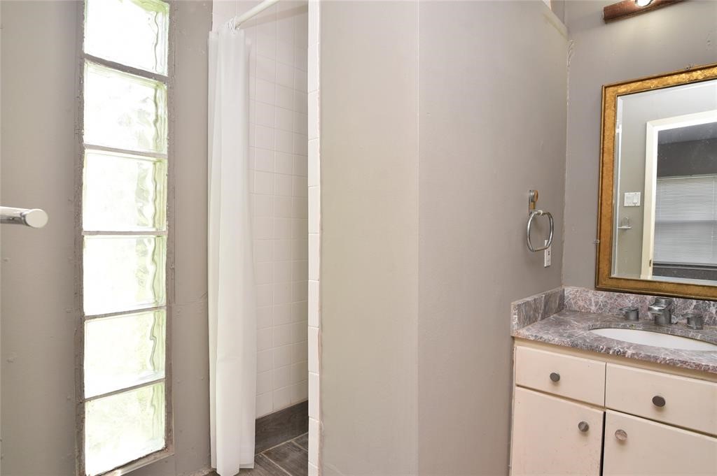 1961 Dryden Road Property Photo 14