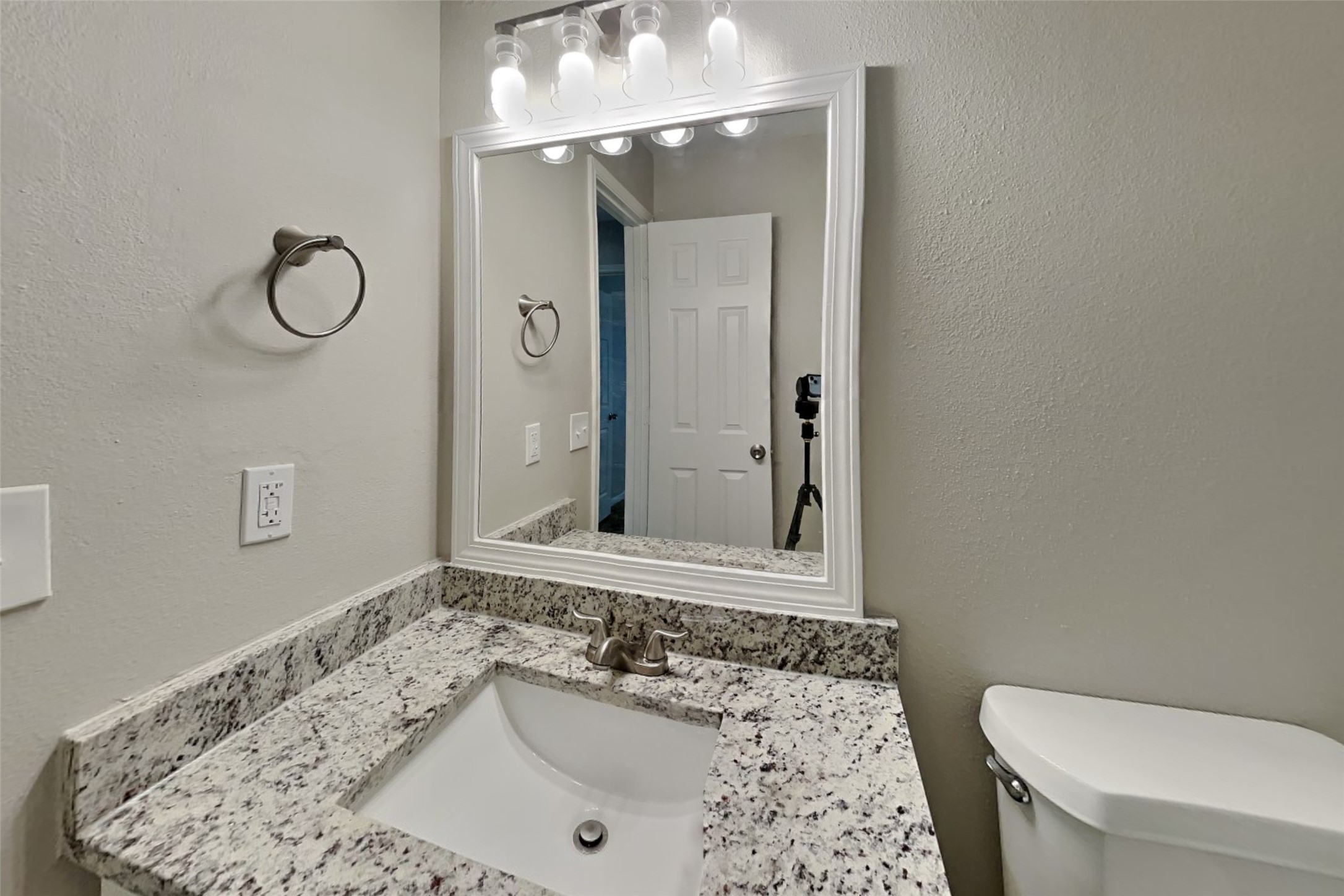 17435 Ivy Stream Drive Property Photo 15