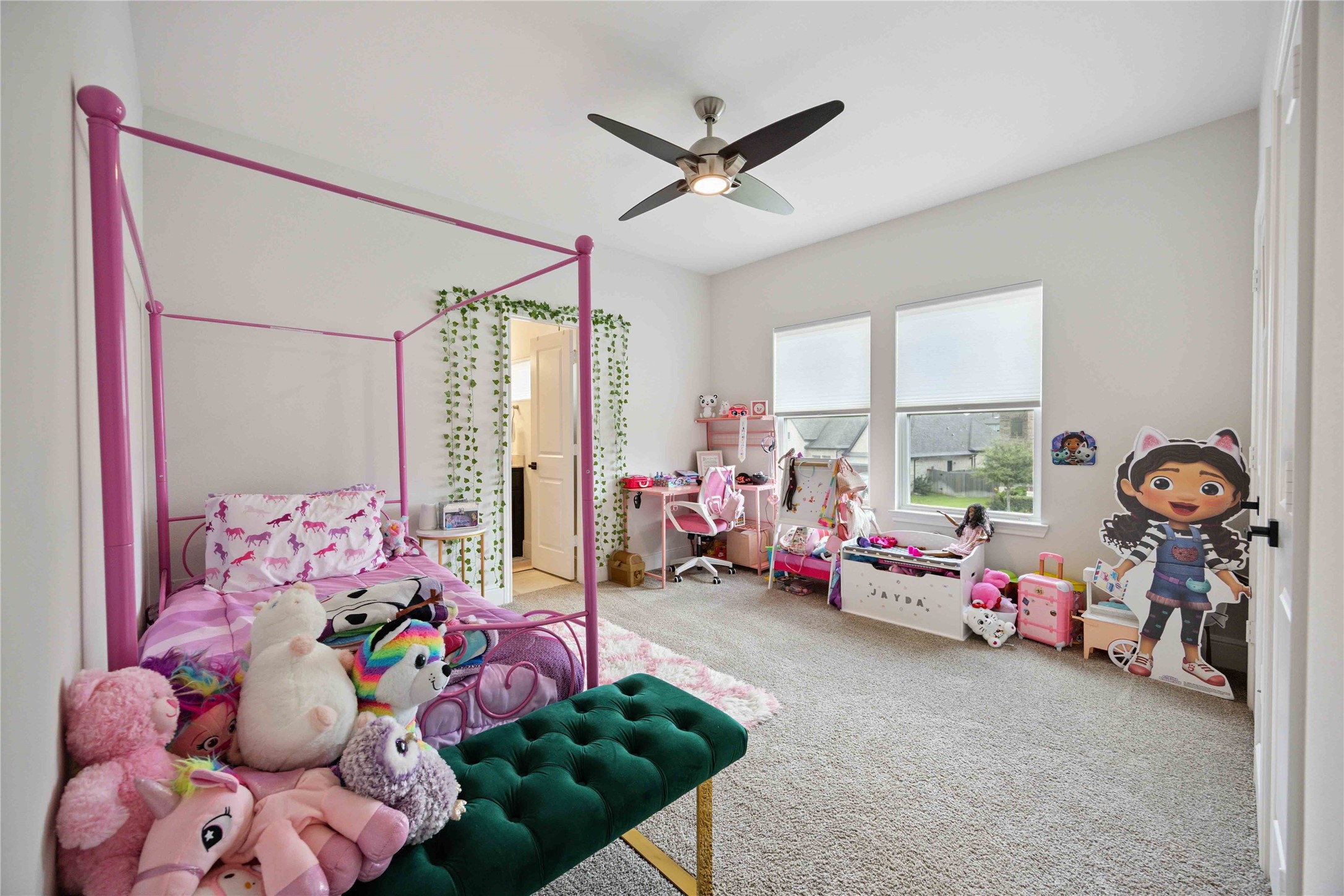 9911 Regal Bend Drive Property Photo 27