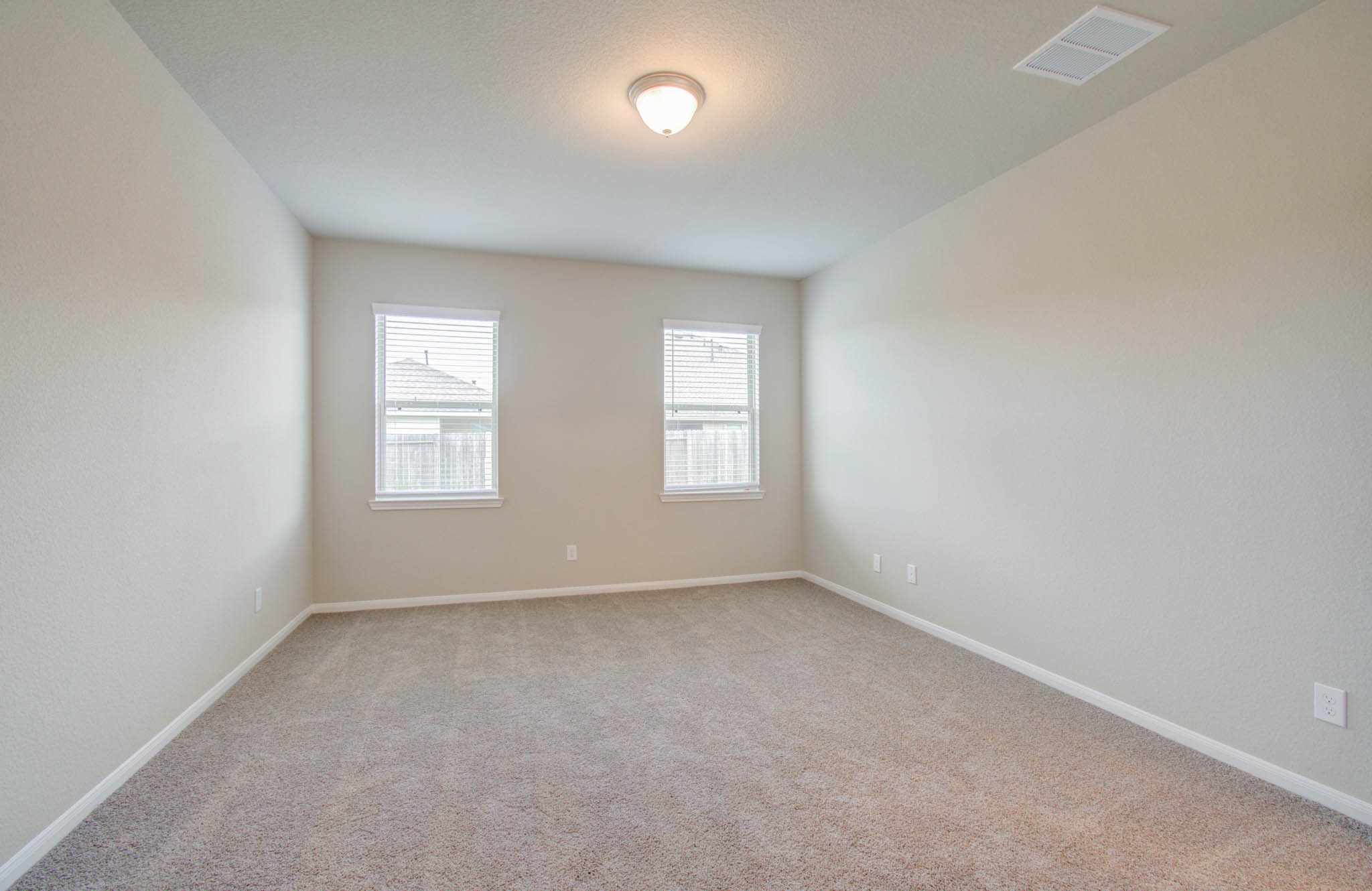 8438 Quiet Bay Drive Property Photo 20