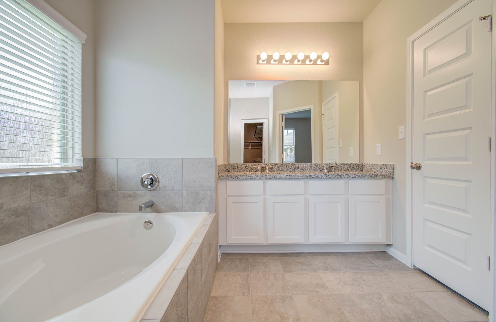 8438 Quiet Bay Drive Property Photo 23