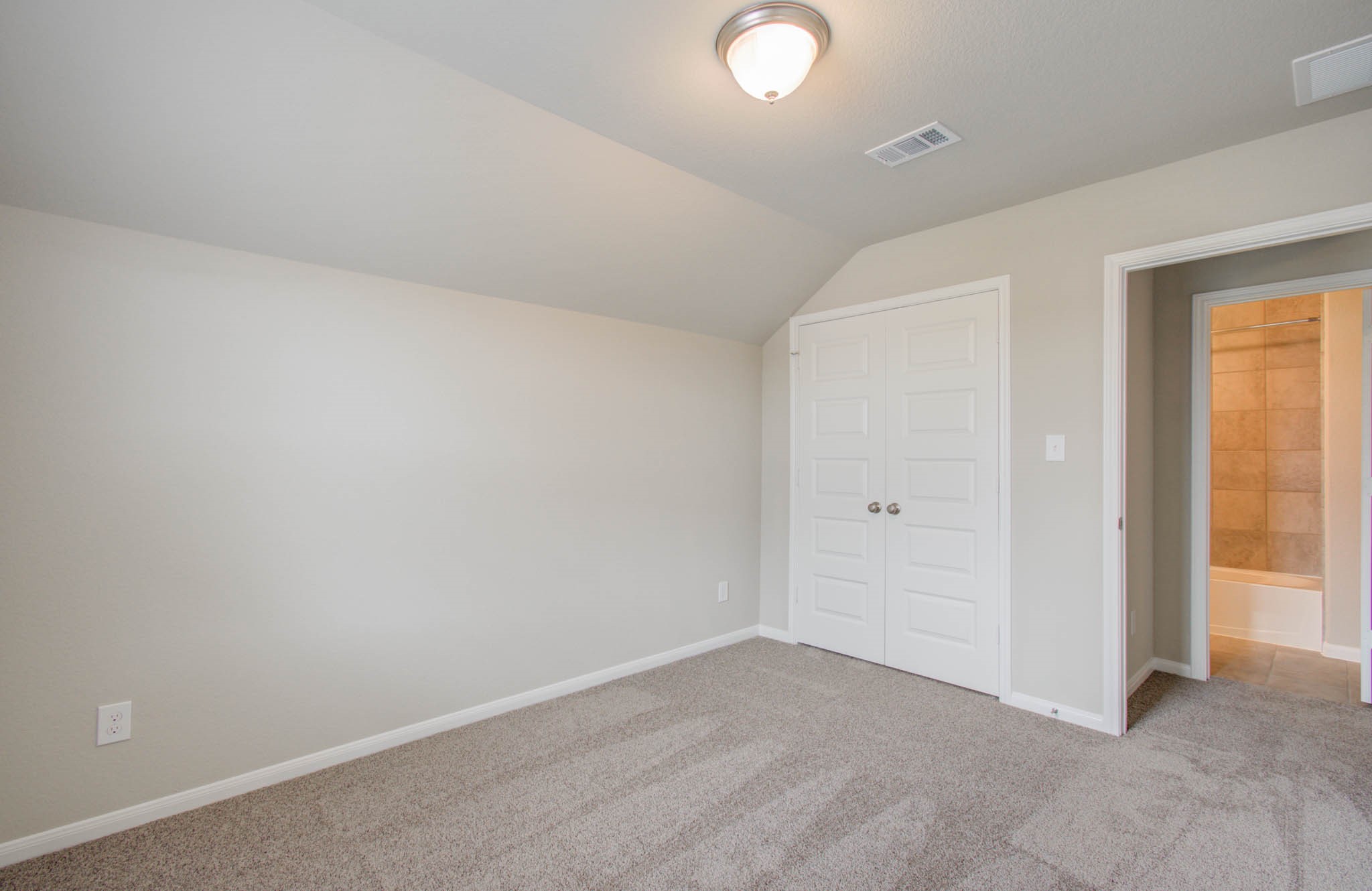 8438 Quiet Bay Drive Property Photo 38