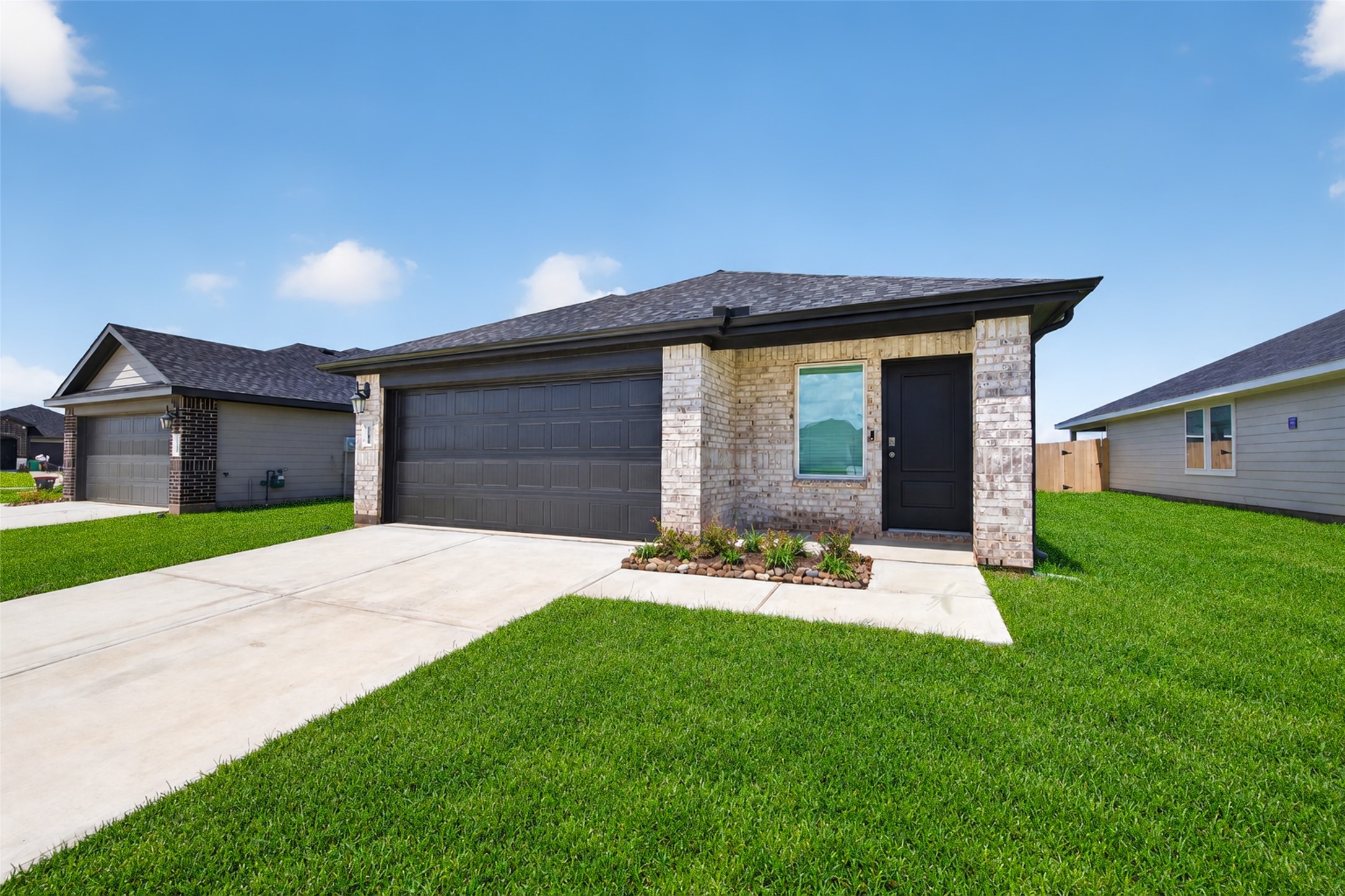 31214 Carmelas Landing Drive Property Photo 5