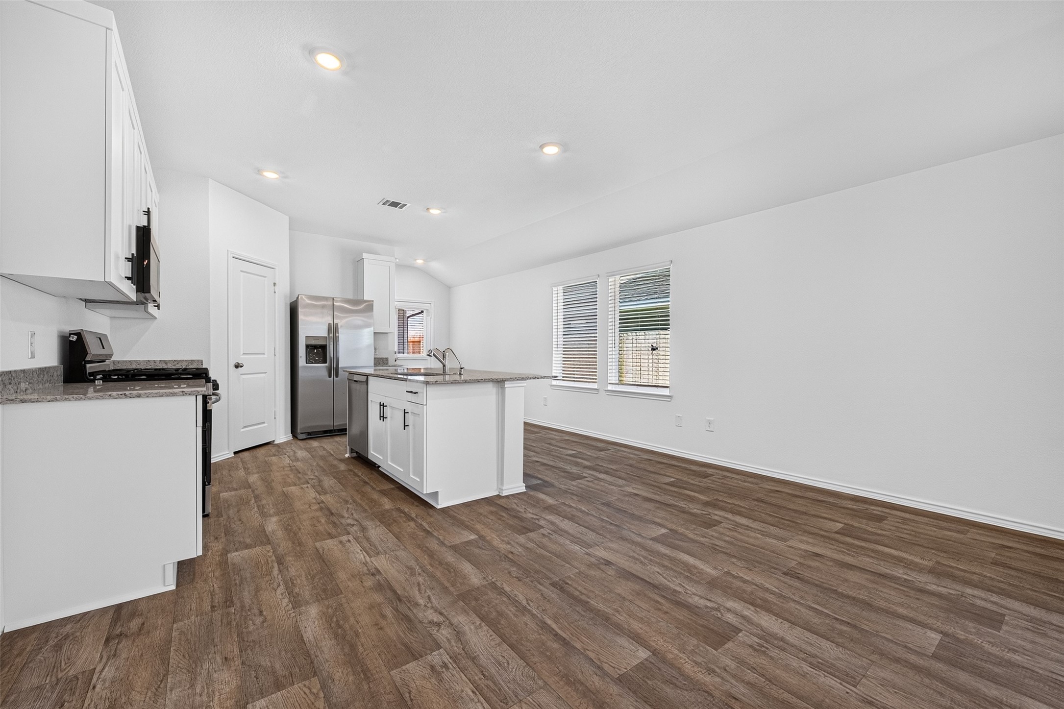 31214 Carmelas Landing Drive Property Photo 13