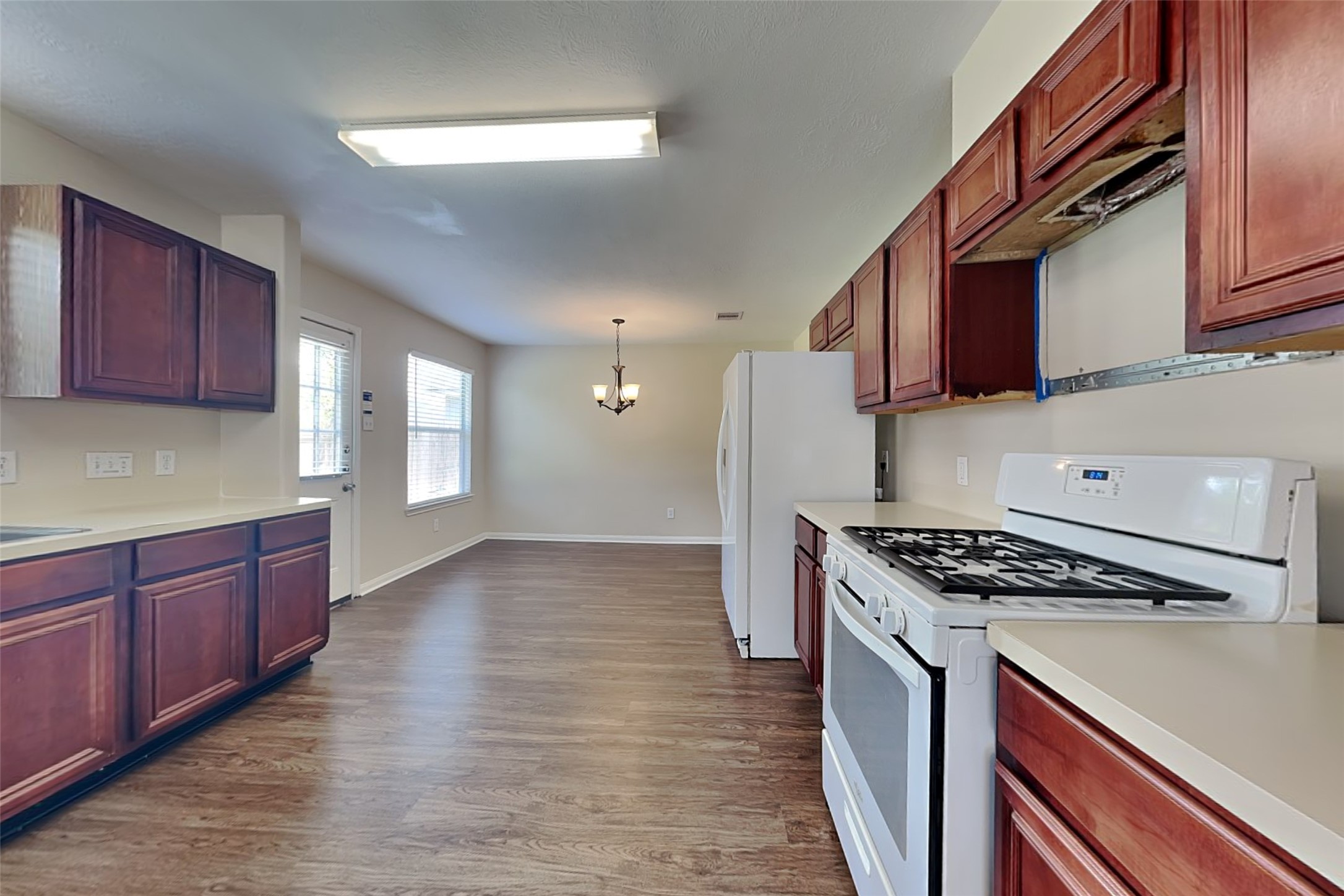19342 Little Pine Lane Property Photo 3