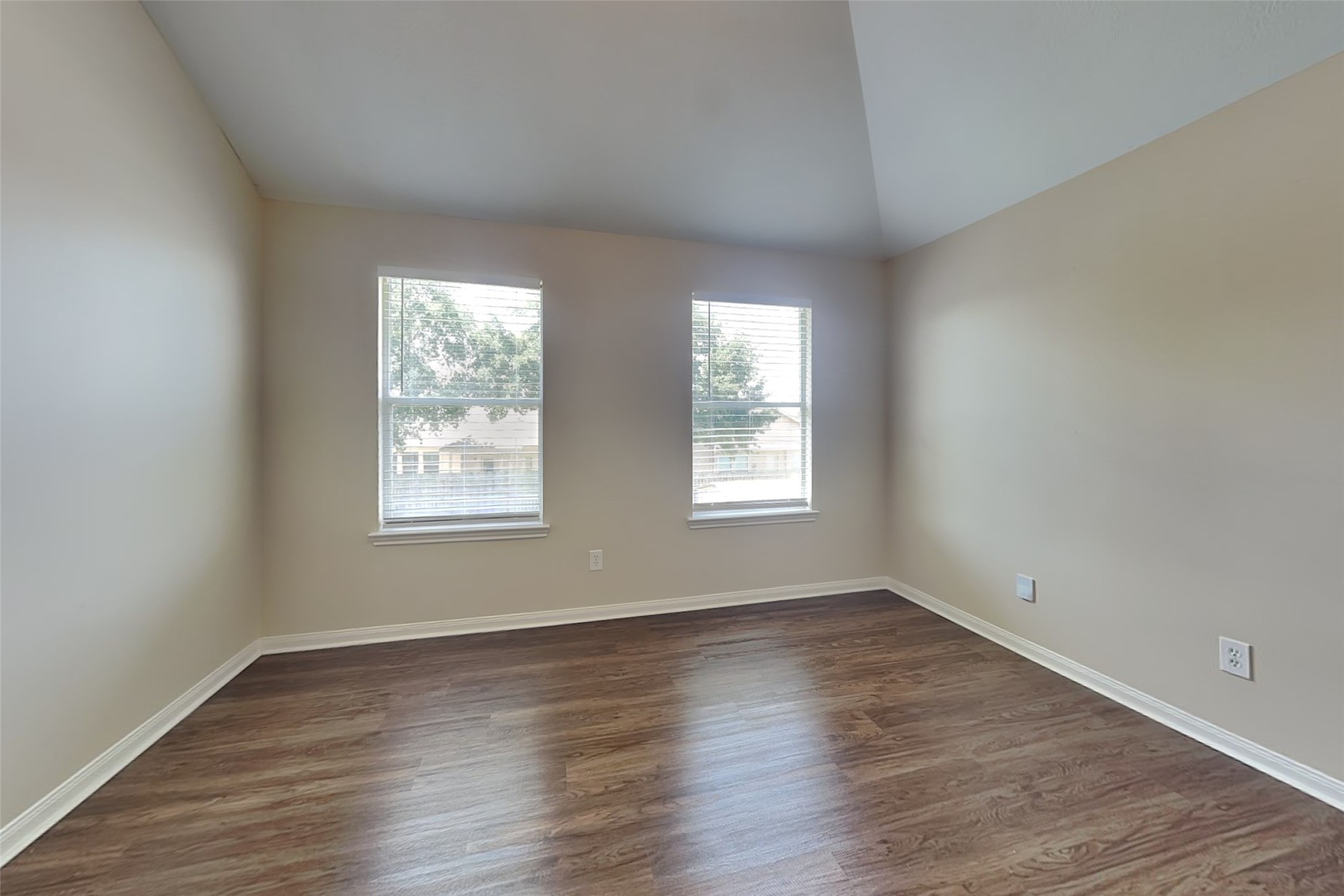 19342 Little Pine Lane Property Photo 7