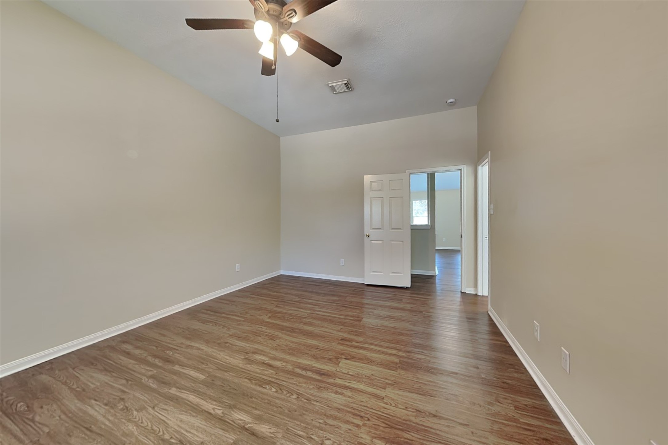 19342 Little Pine Lane Property Photo 9