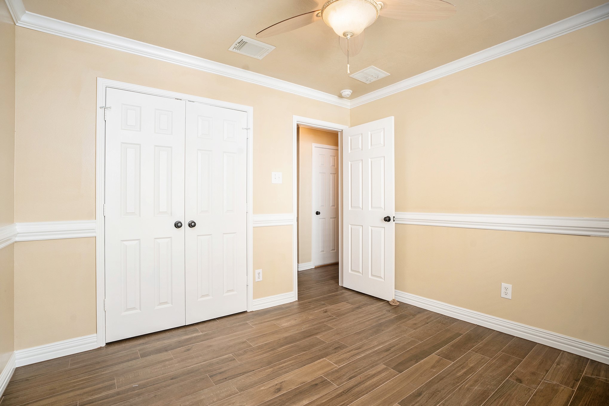 9326 Garfield Park Lane Property Photo 25
