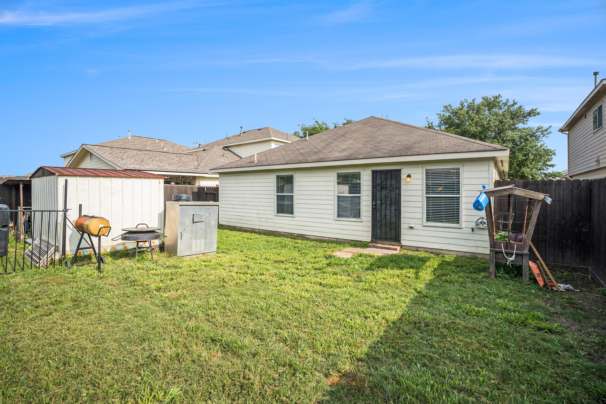 9326 Garfield Park Lane Property Photo 33