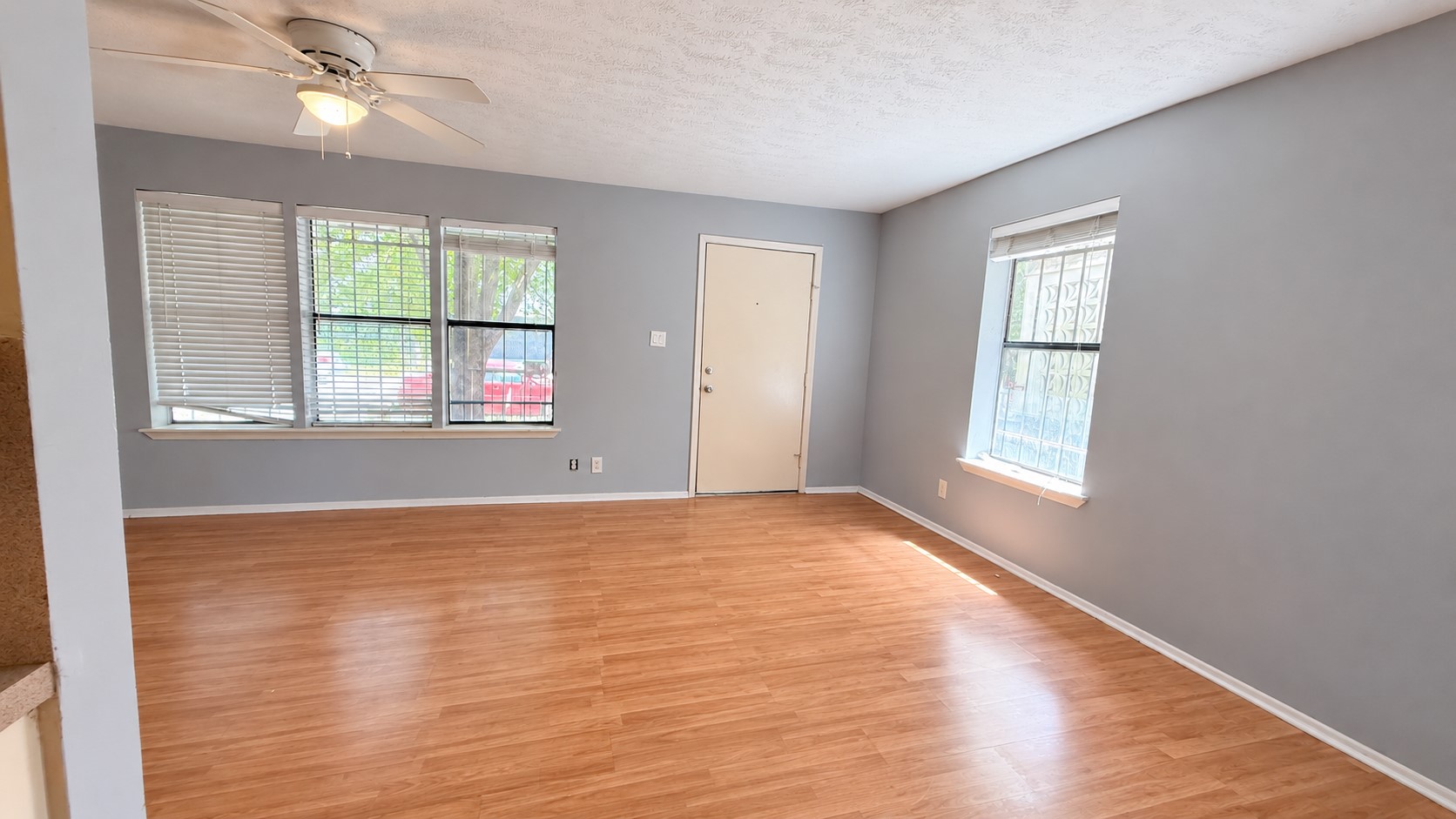 1414 Stanford Street Property Photo 4