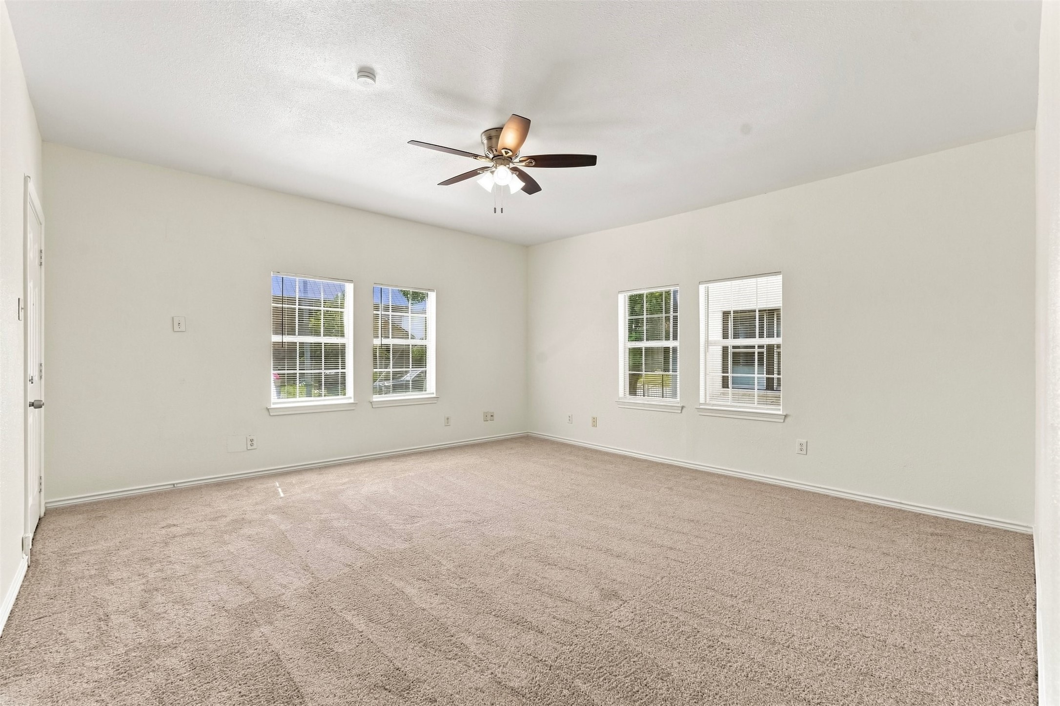 2629 Palm Street A Property Photo 5