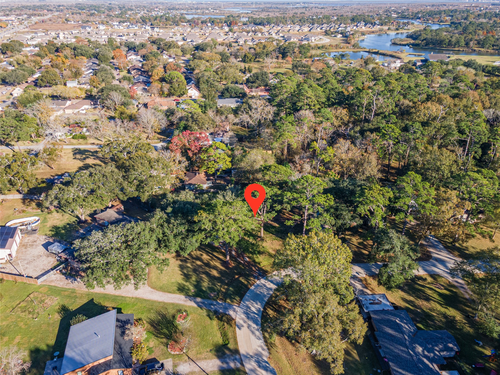 5059 Winding Way Property Photo 3