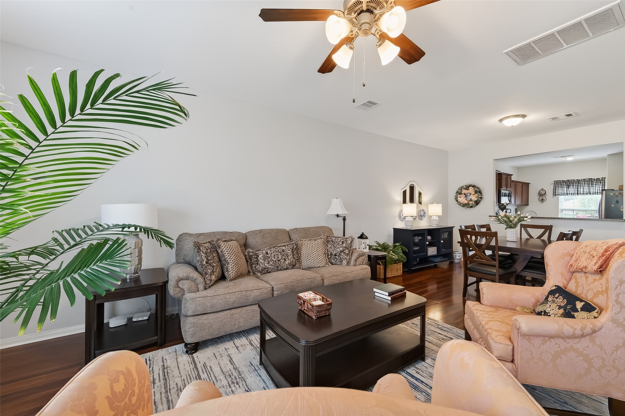28021 Irving Drive Property Photo 8