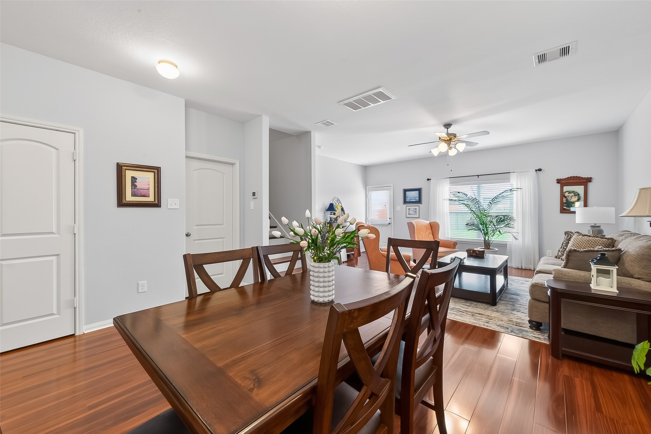 28021 Irving Drive Property Photo 8