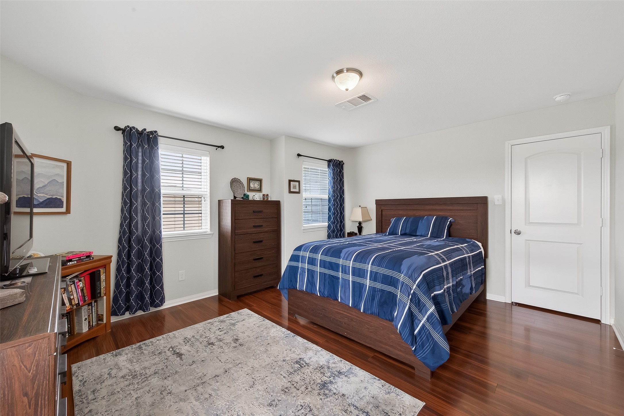 28021 Irving Drive Property Photo 21