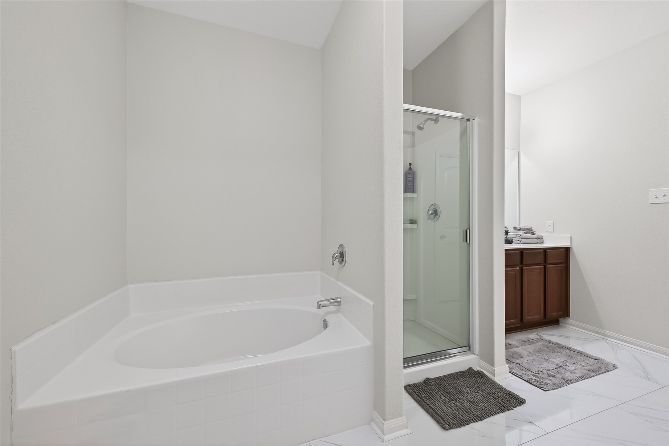 28021 Irving Drive Property Photo 22