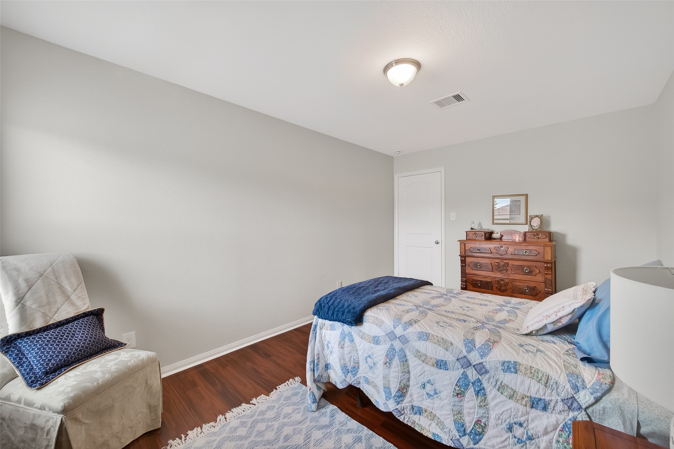28021 Irving Drive Property Photo 34