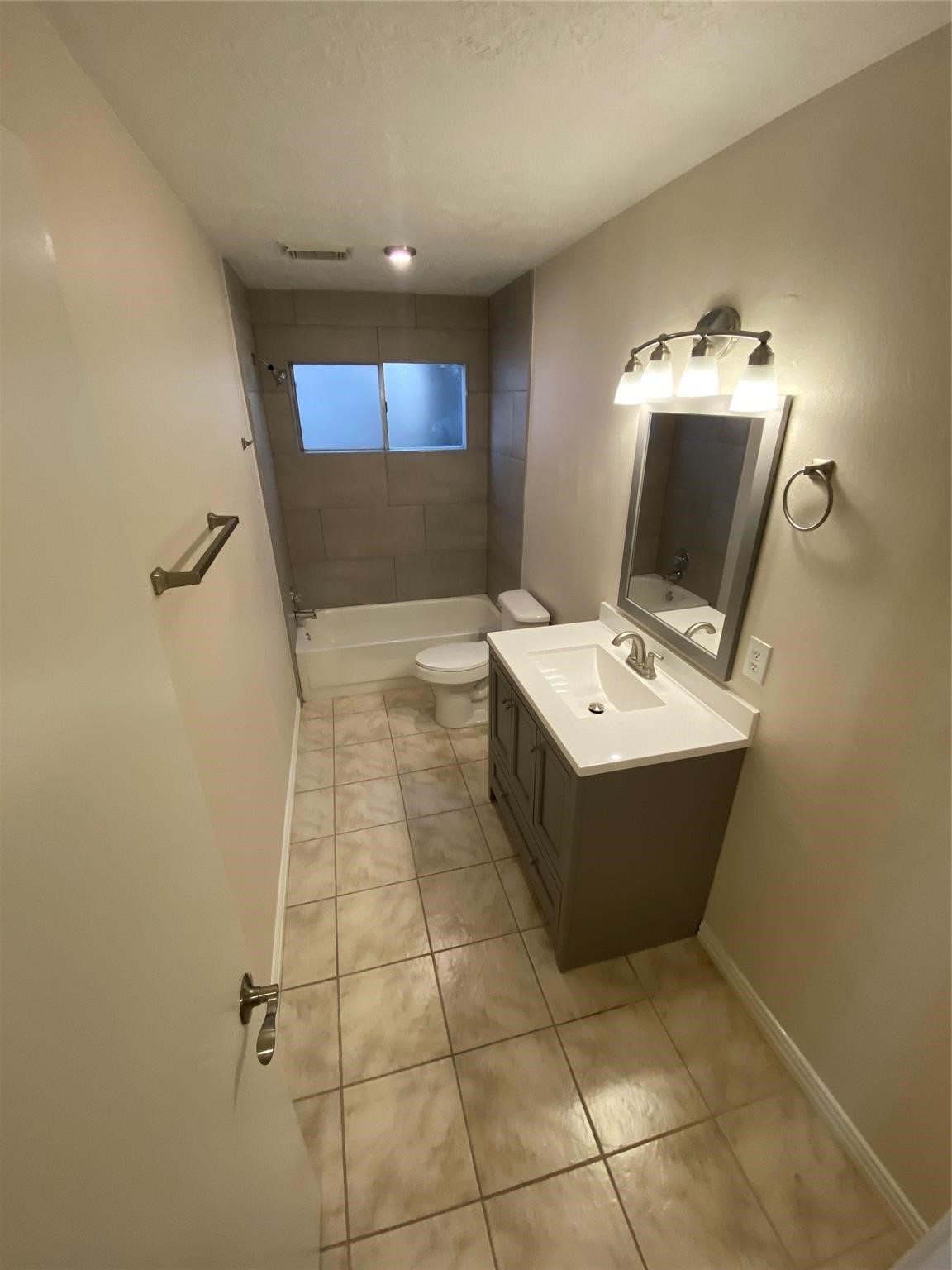 33 N Rain Forest Court Property Photo 8