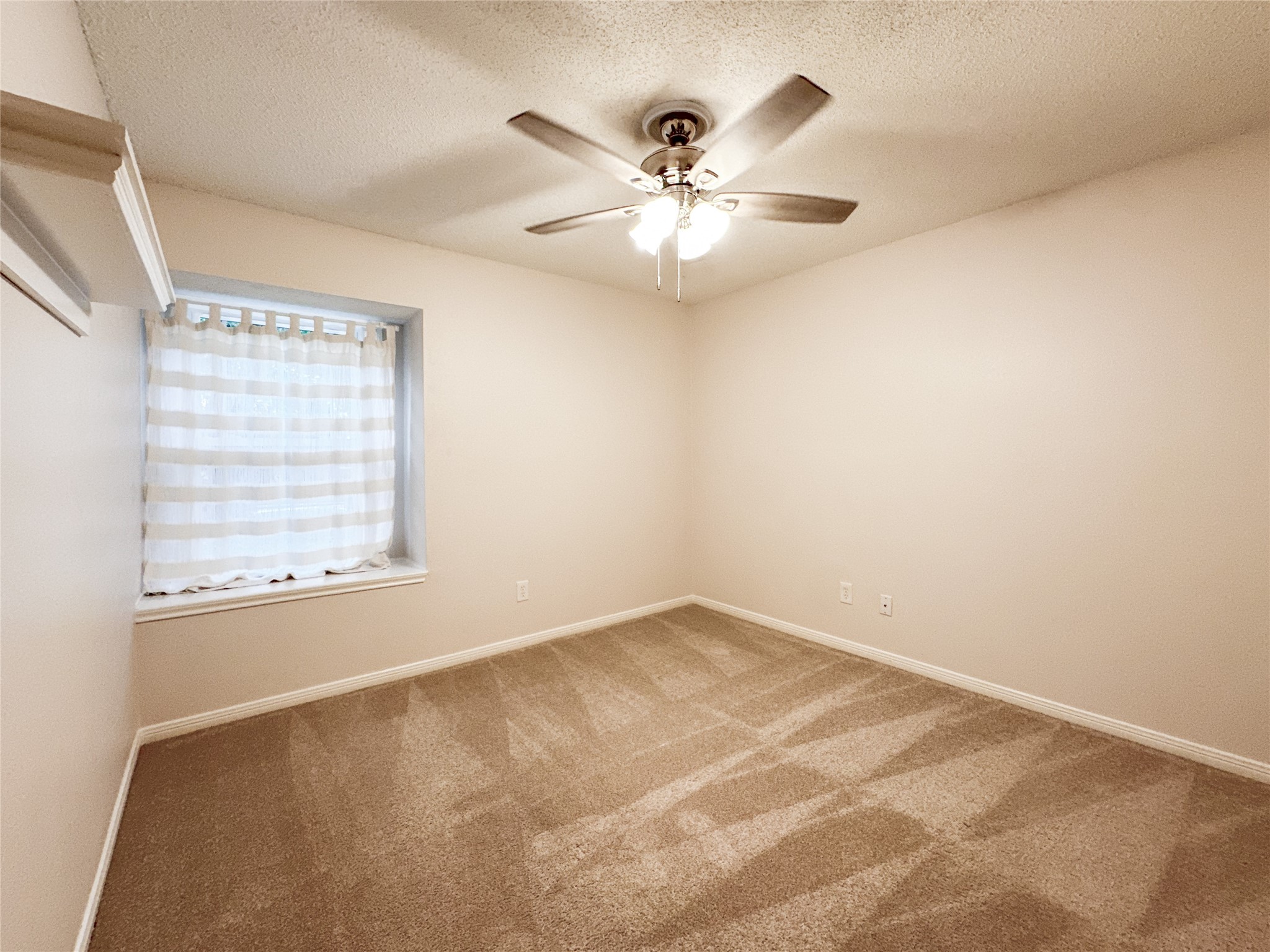 33 N Rain Forest Court Property Photo 16