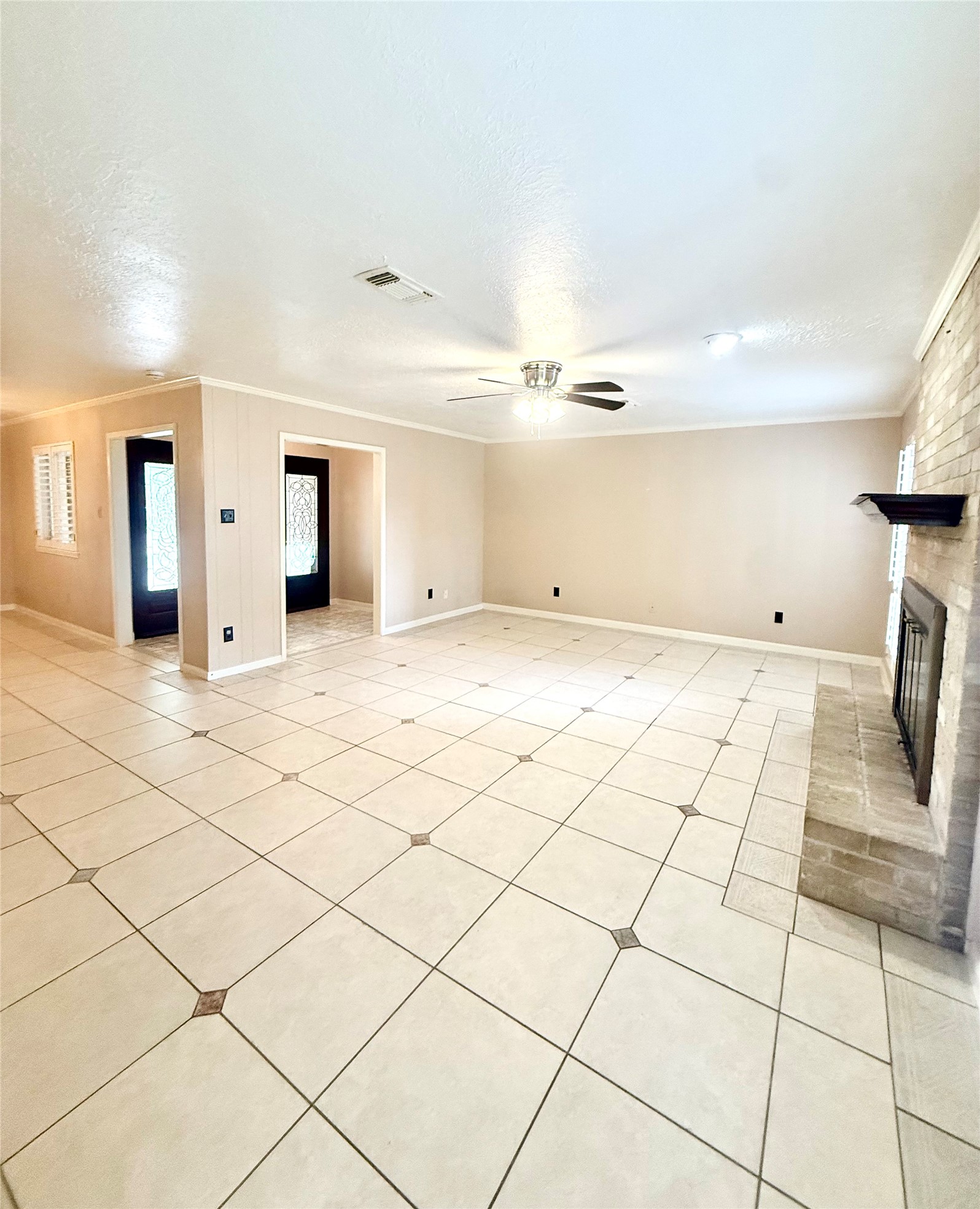 14906 Brookpoint Drive Property Photo 2