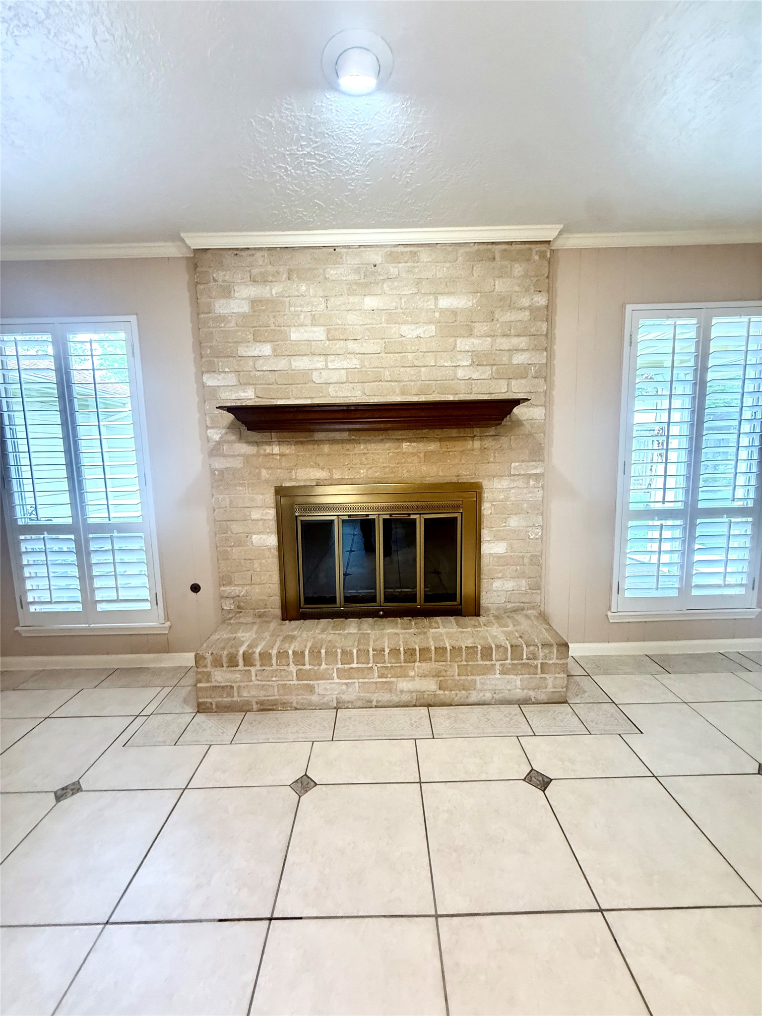 14906 Brookpoint Drive Property Photo 6