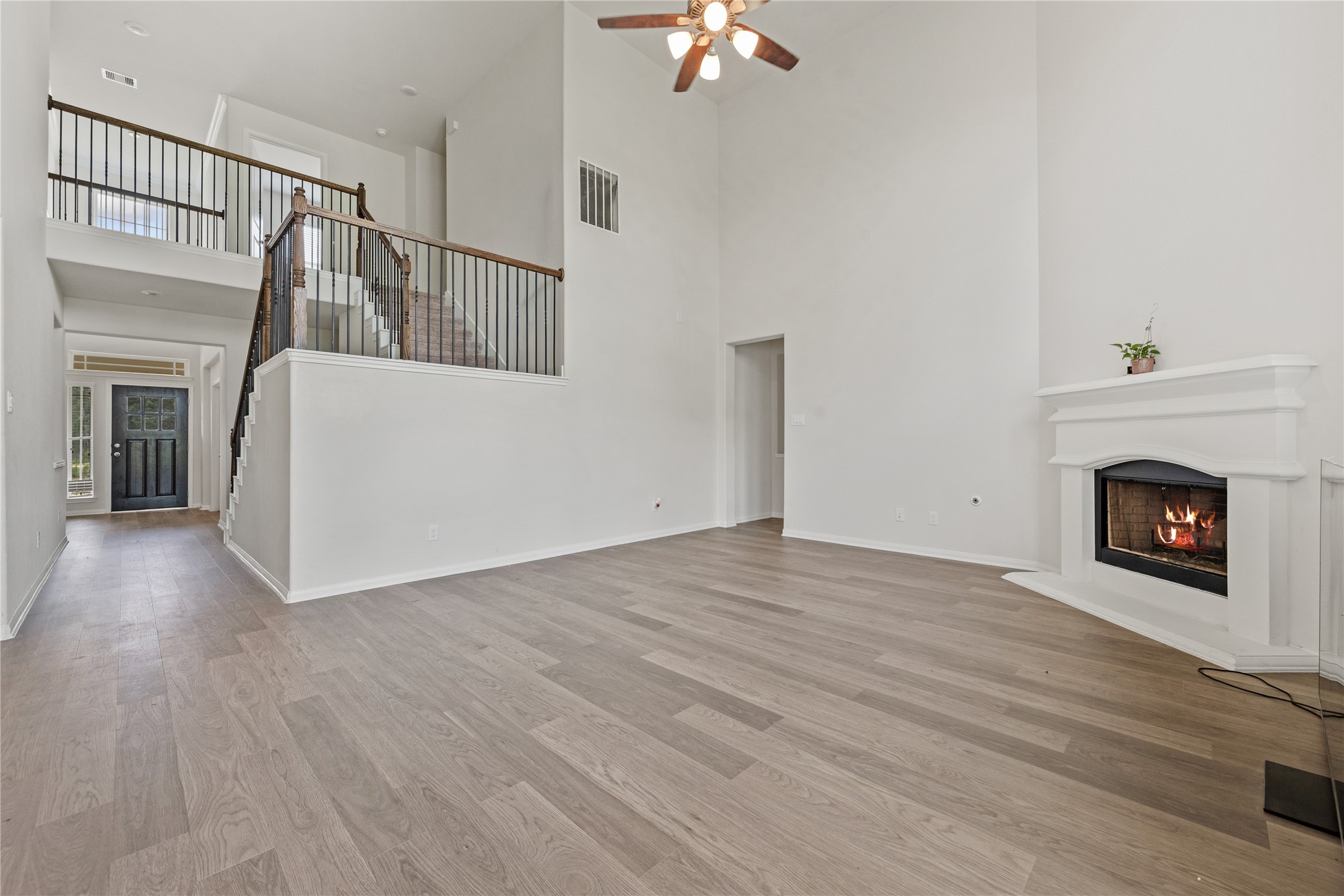 9559 Moss Rose Lane Property Photo 10