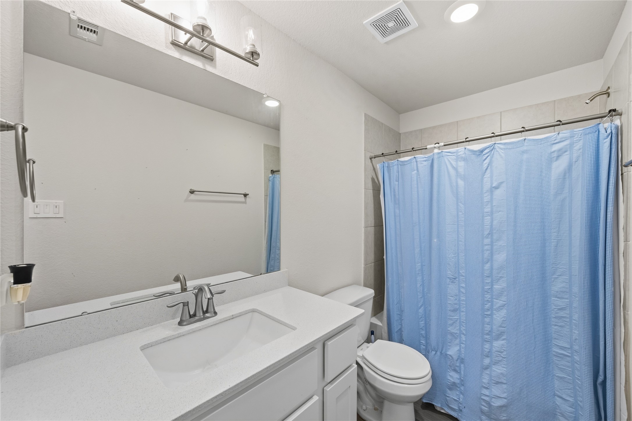 9559 Moss Rose Lane Property Photo 14
