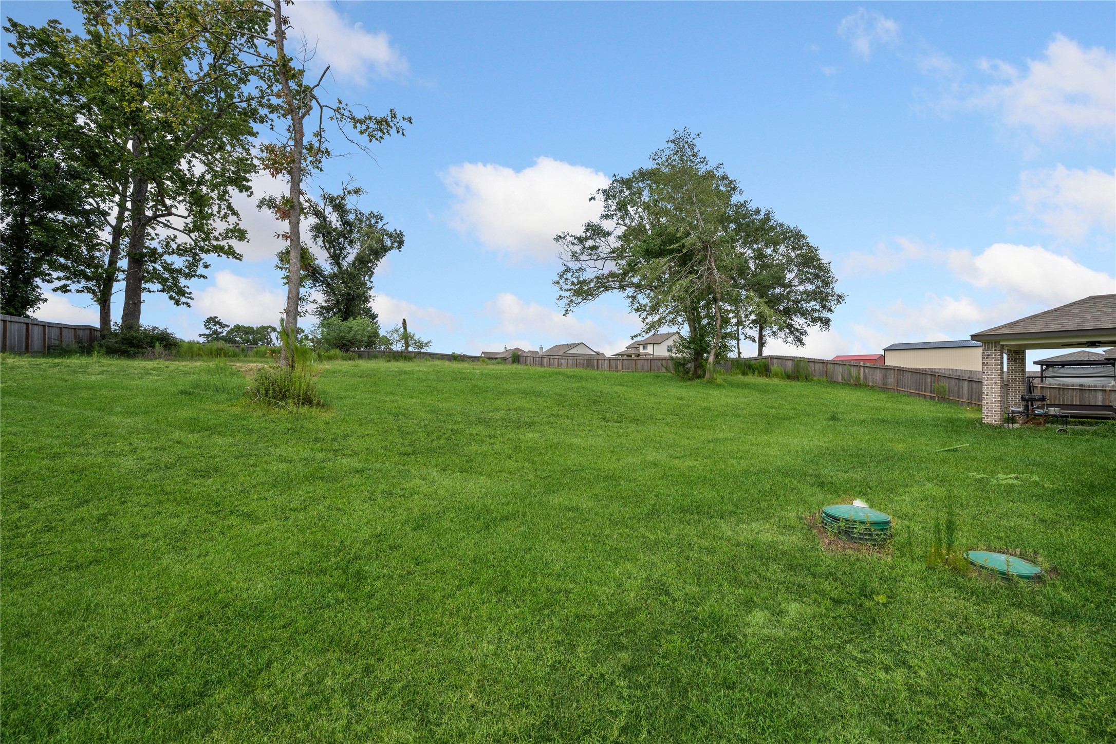 9559 Moss Rose Lane Property Photo 17