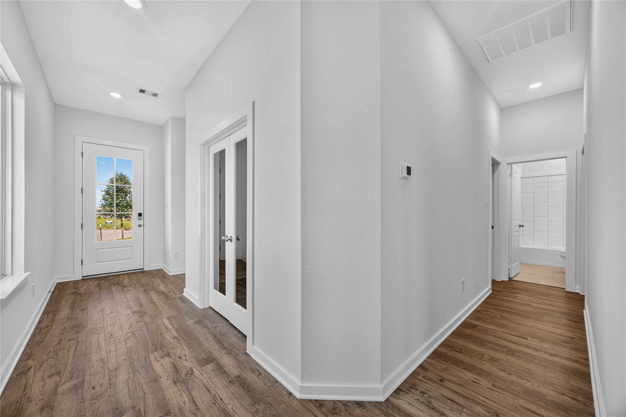 5057 Marcasca Drive Property Photo 8