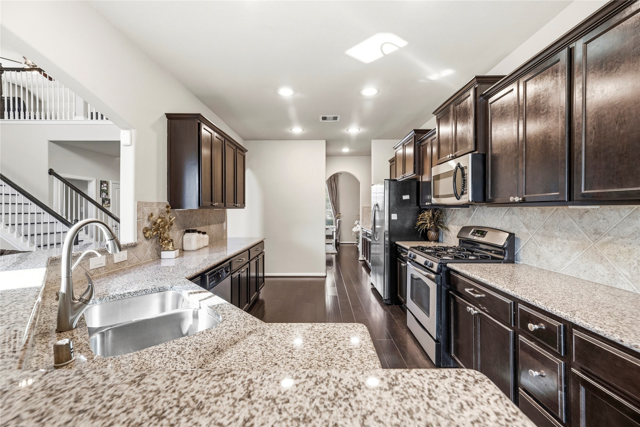 18614 Tara Ashley Street Property Photo 12