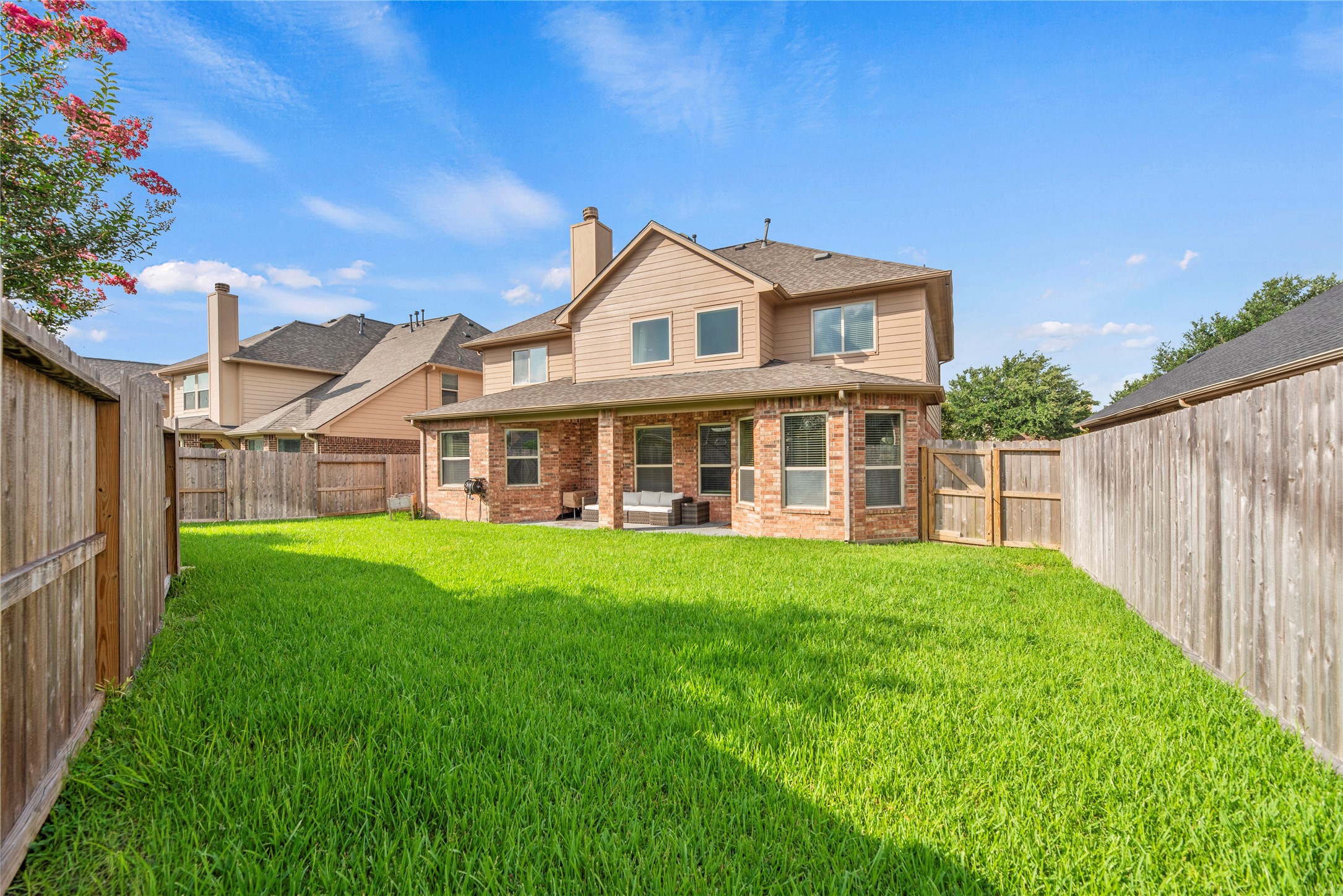 18614 Tara Ashley Street Property Photo 27