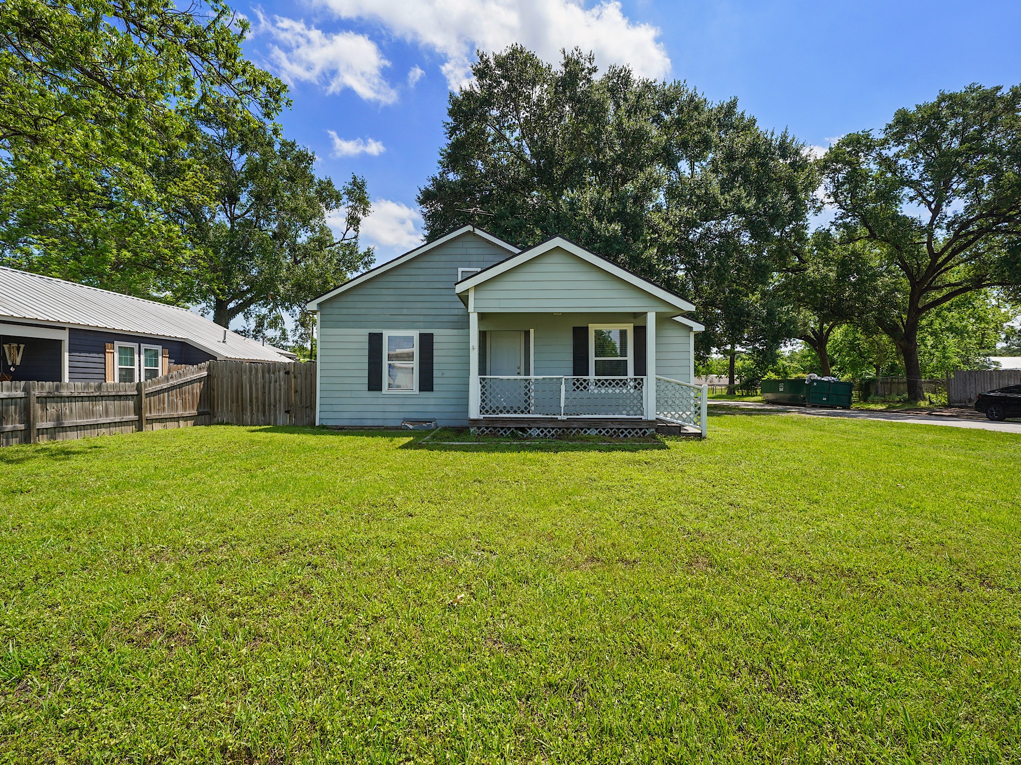 111 Holderrieth Boulevard Property Photo 1