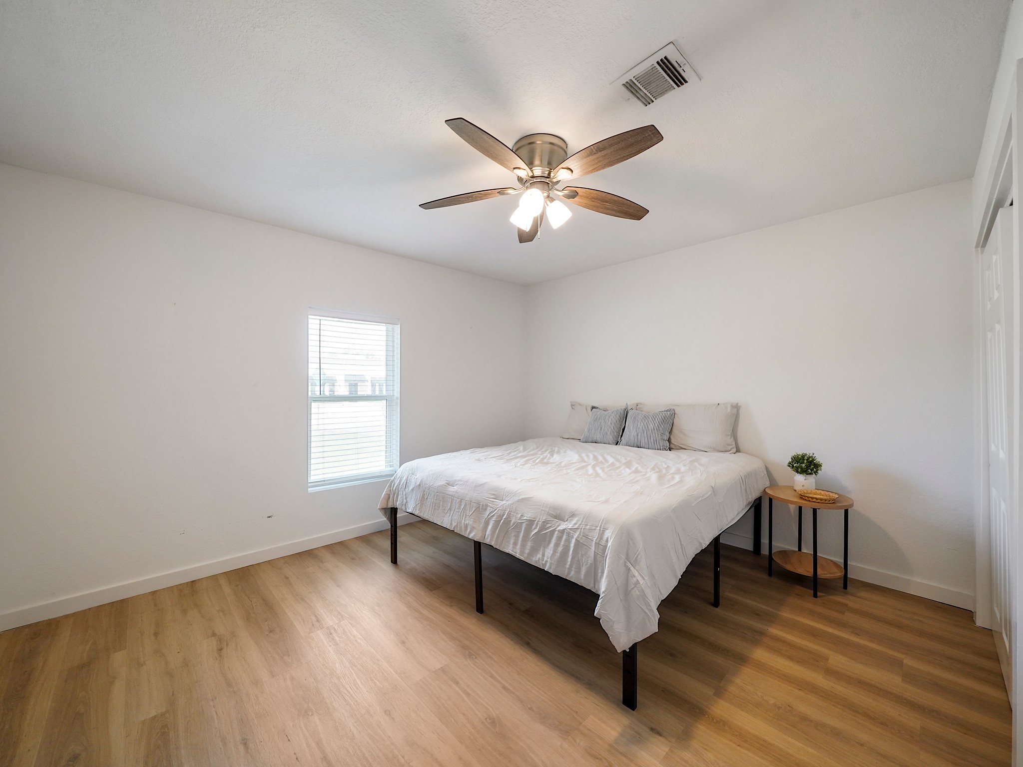 111 Holderrieth Boulevard Property Photo 10
