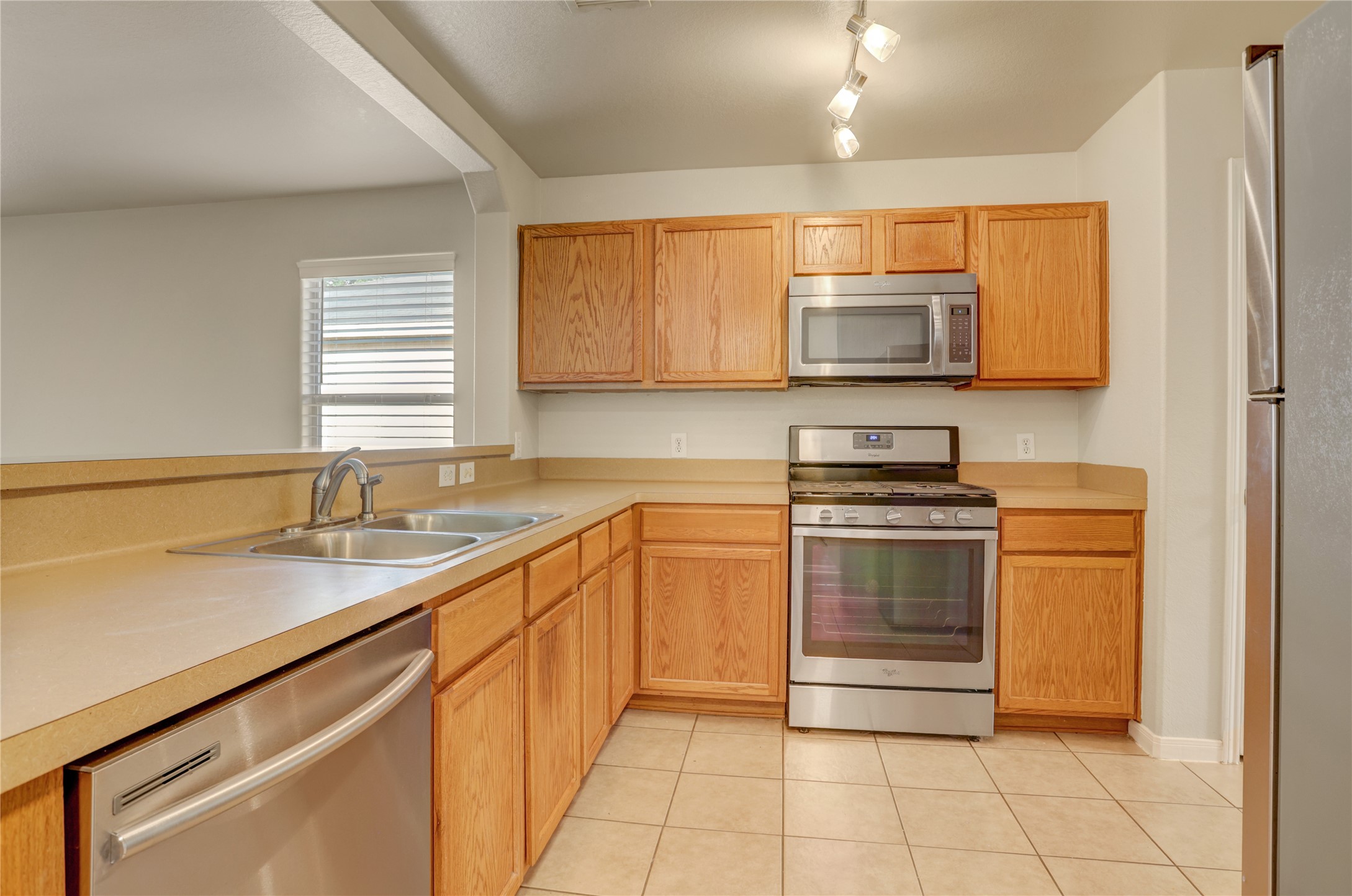 822 Crabapple Way Property Photo 6