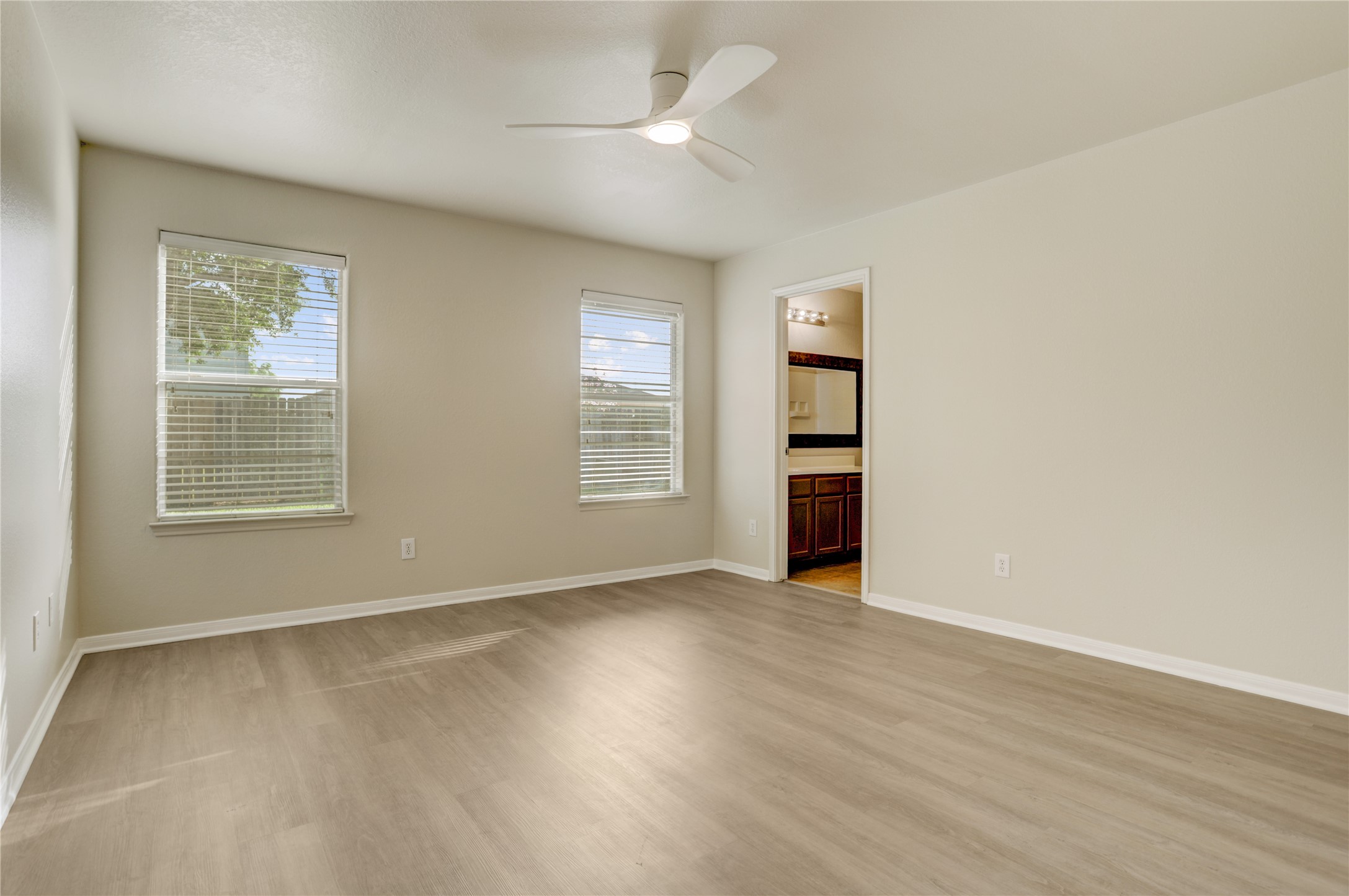 822 Crabapple Way Property Photo 10