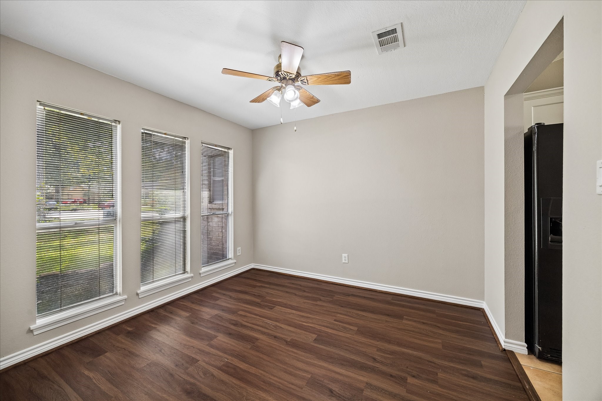 3803 Loft Forest Court Property Photo 9