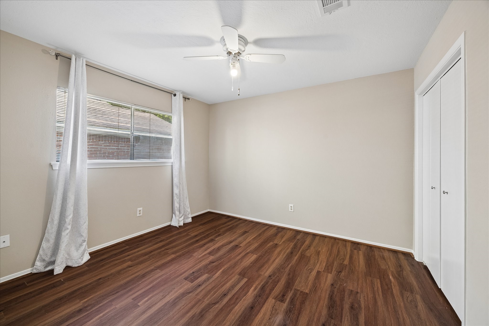 3803 Loft Forest Court Property Photo 14