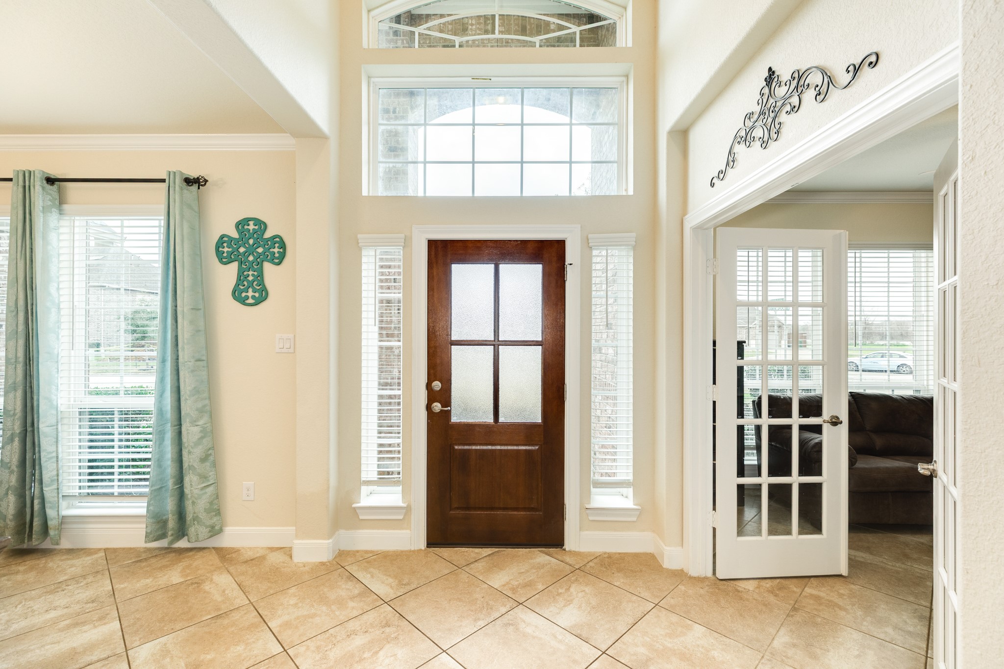 401 Bentwood Way Property Photo 17