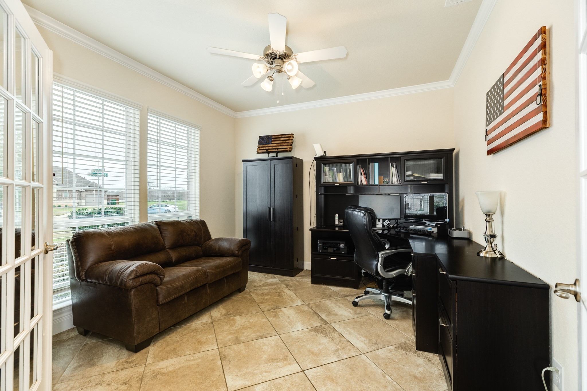 401 Bentwood Way Property Photo 18