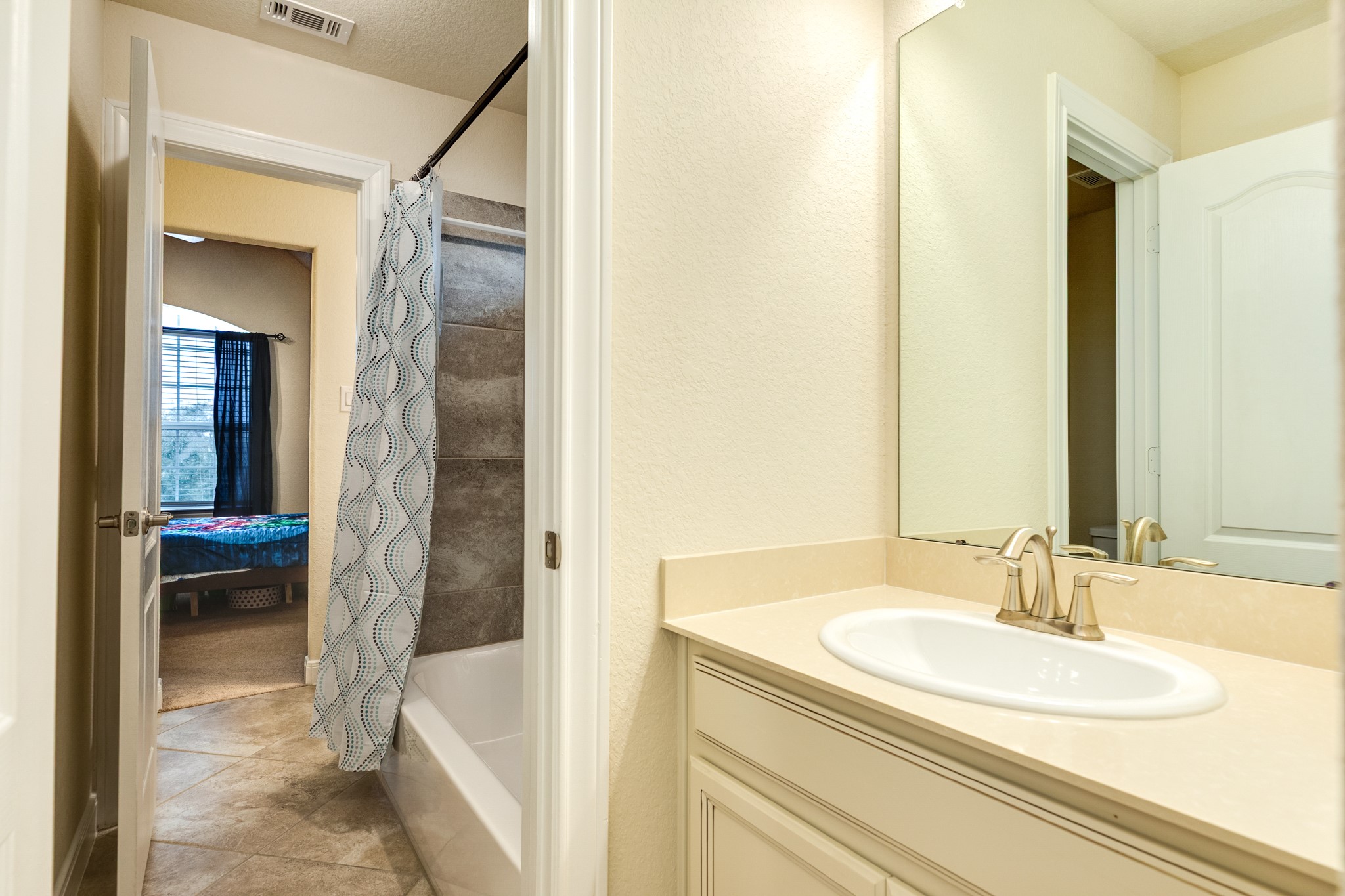 401 Bentwood Way Property Photo 43