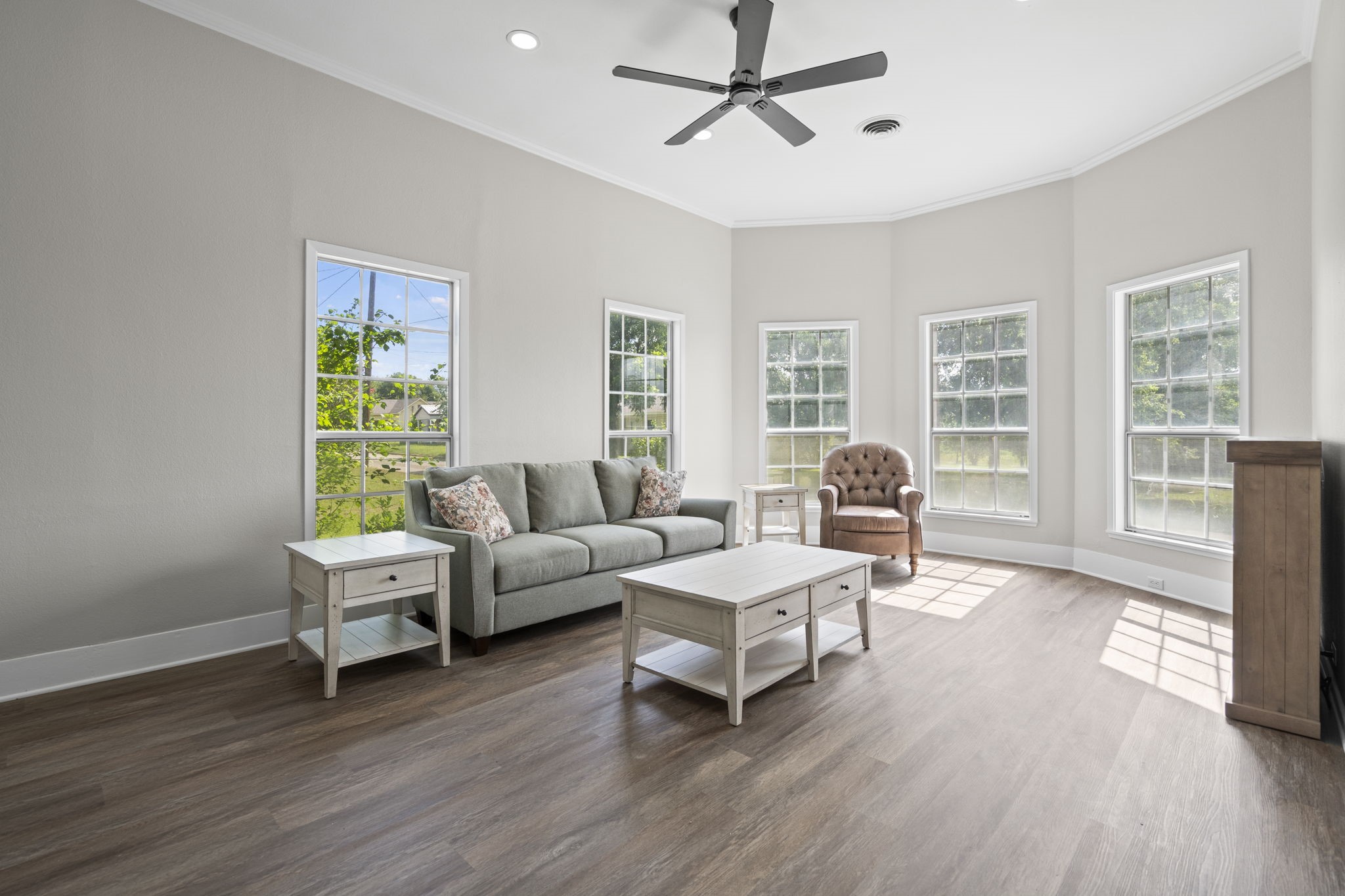 206 Mulberry Street Property Photo 3