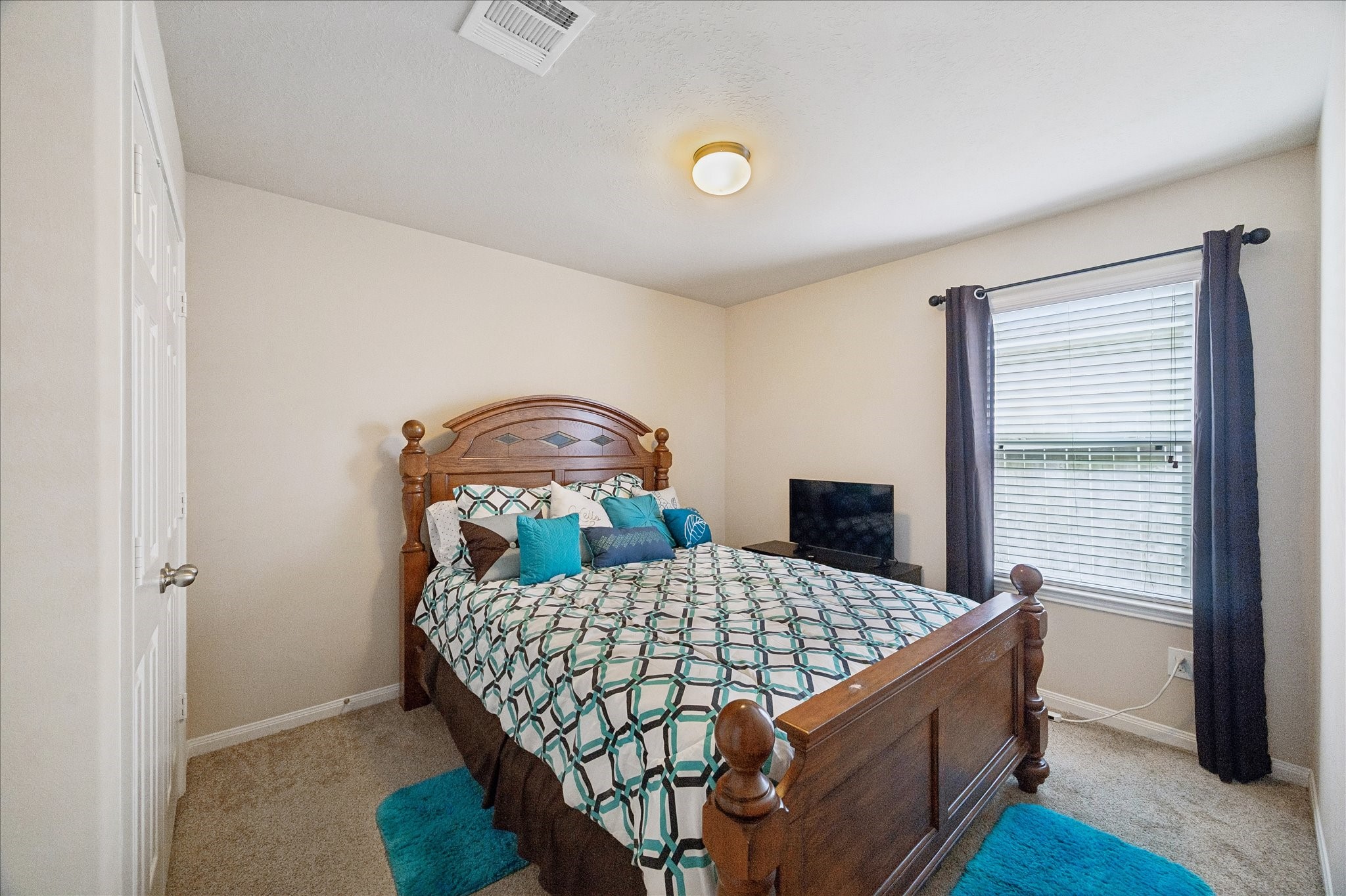 10711 Sun River Falls Drive Property Photo 15