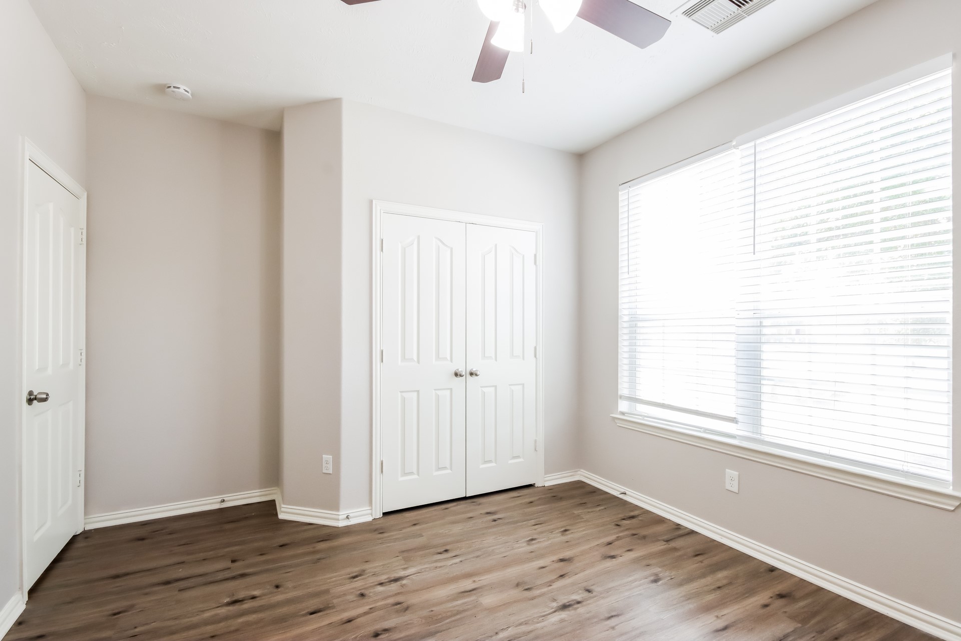 24010 Clipper Hill Lane Property Photo 14