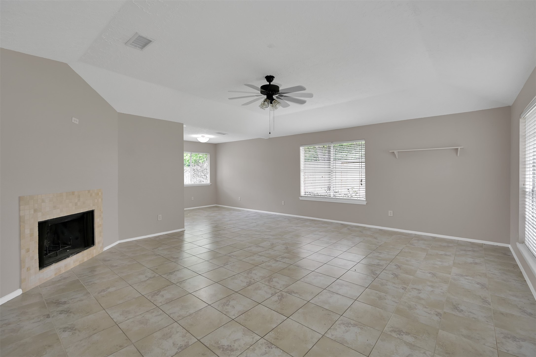 4311 Owens Creek Lane Property Photo 3