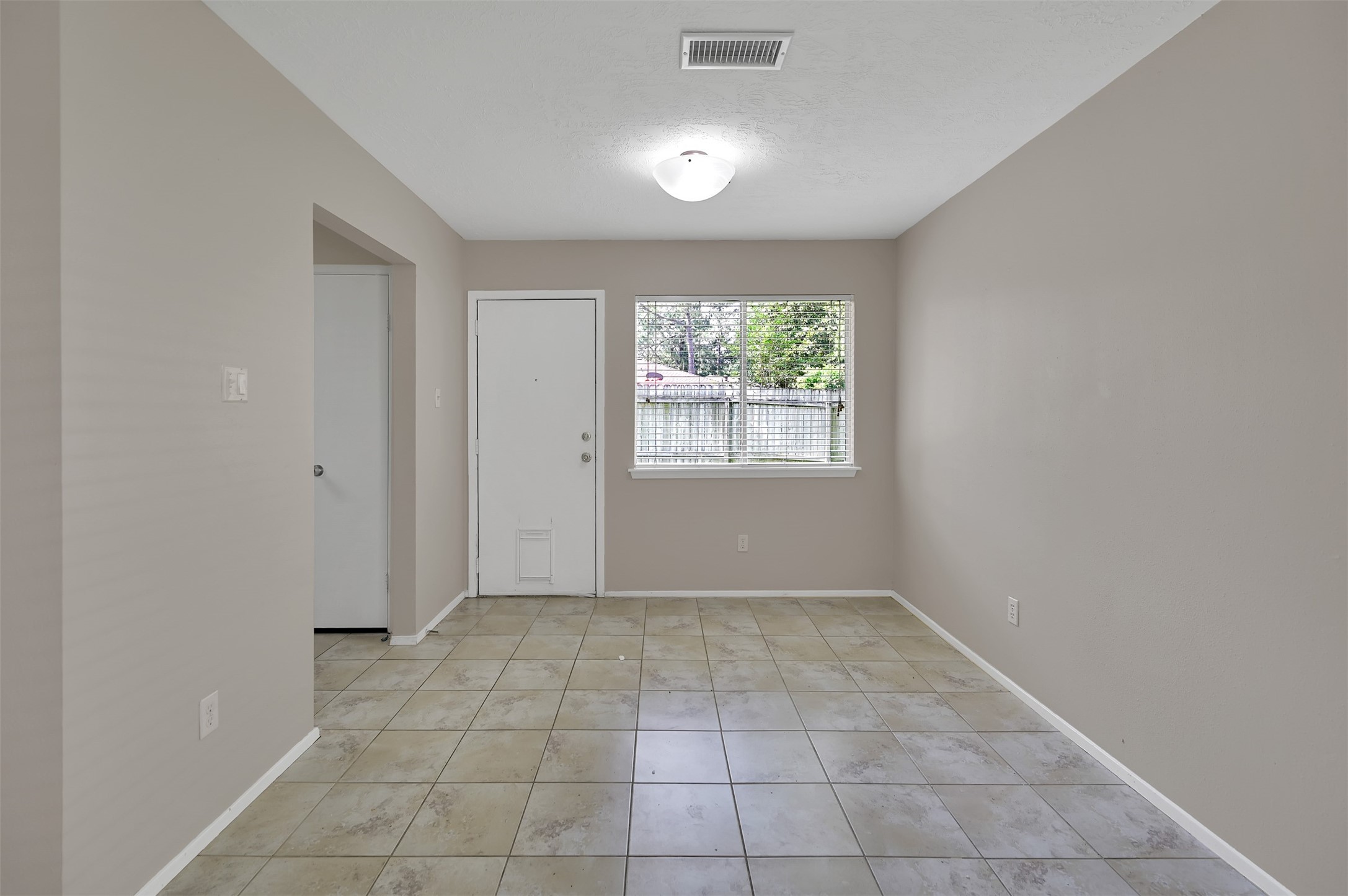 4311 Owens Creek Lane Property Photo 5