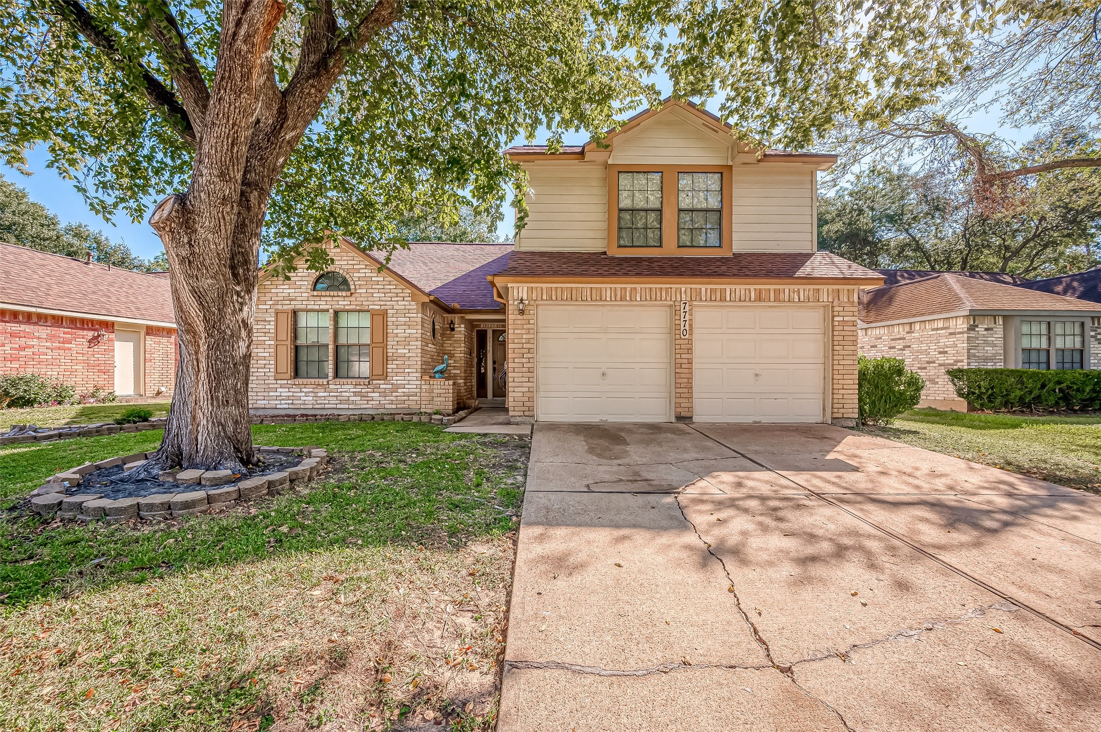 7770 Pine Center Drive Property Photo