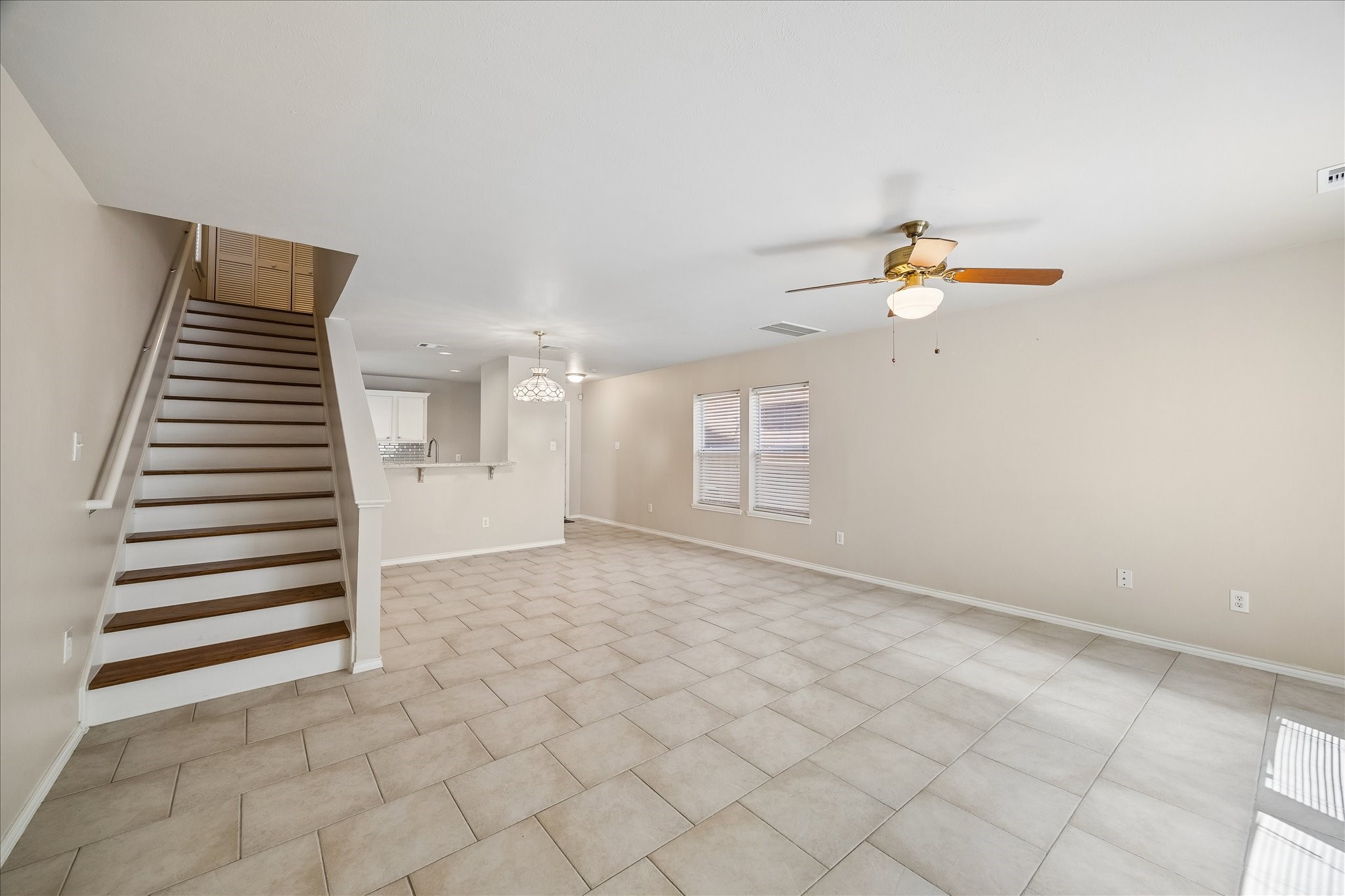 2635 Woodridge Cove Drive Property Photo 16